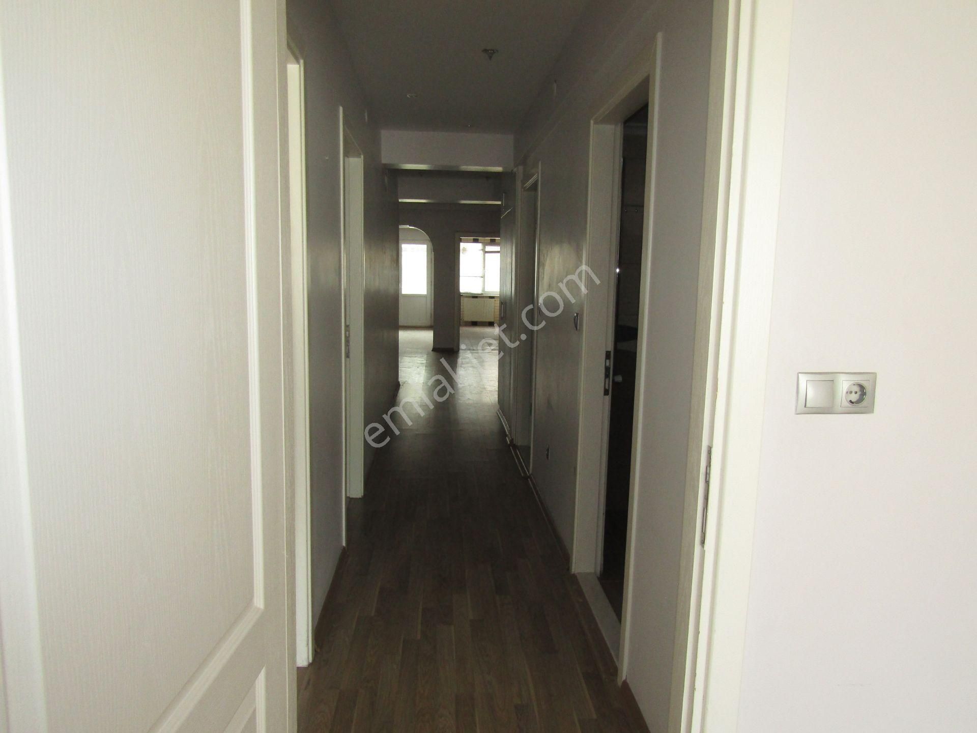 Yenimahalle Sularvadisi Manzaralı Asansörlü 3+1 175m2 2.arakat Satılık Daire - Görsel 26