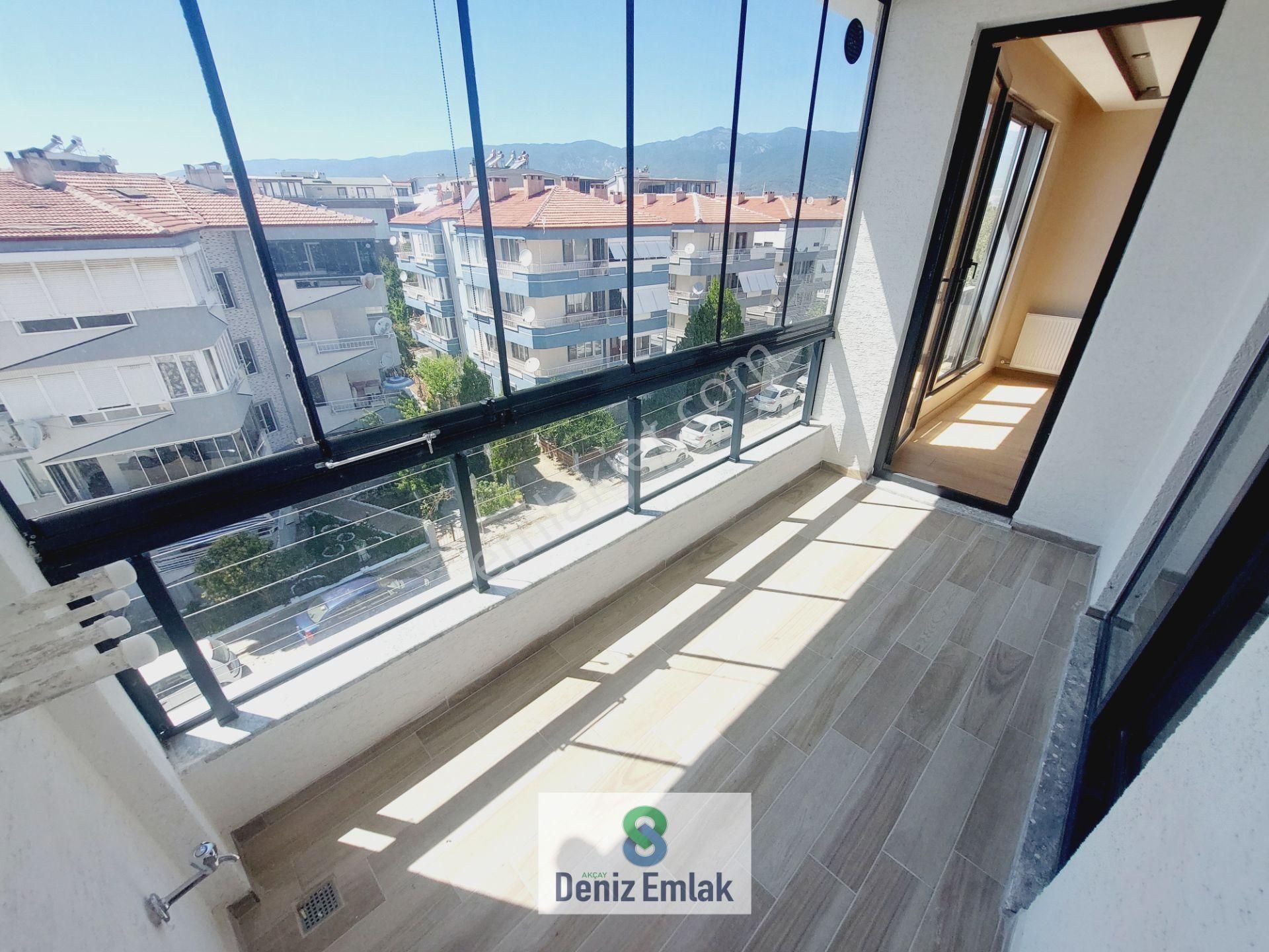 Denizden Akçayda Öncephe Asansörlü Geniş Satılık 3+1 Dublex Daire. - Görsel 27