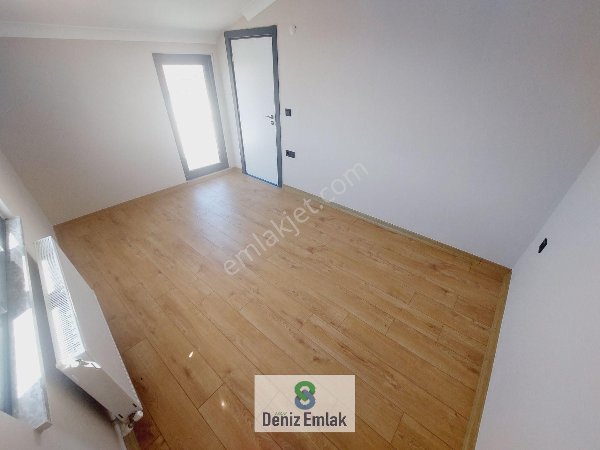 Denizden Akçayda Öncephe Asansörlü Geniş Satılık 3+1 Dublex Daire. - Görsel 17
