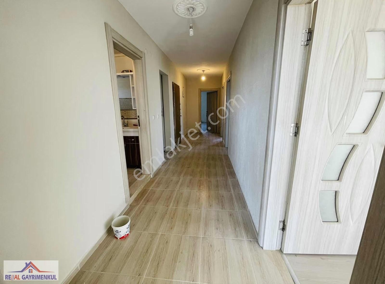 Real'den Görecede 210 M2 Kiralık 3+1 Daire - Görsel 8