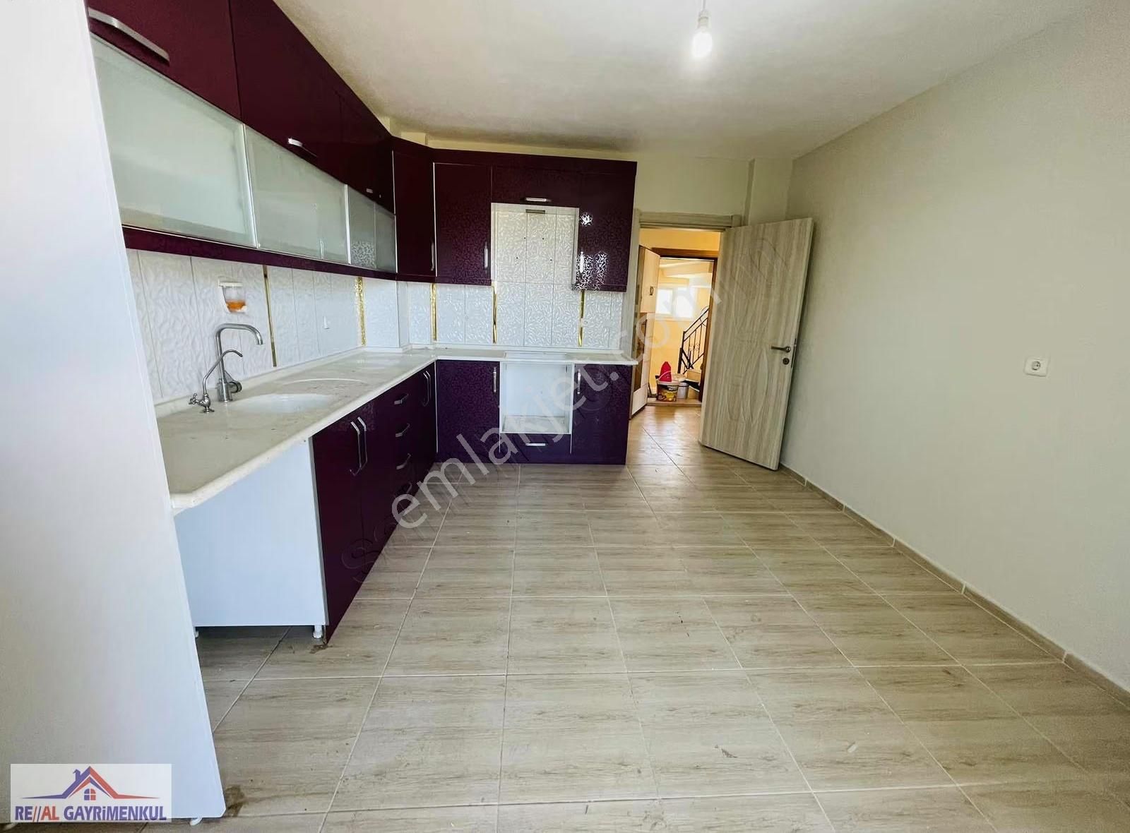 Real'den Görecede 210 M2 Kiralık 3+1 Daire - Görsel 6