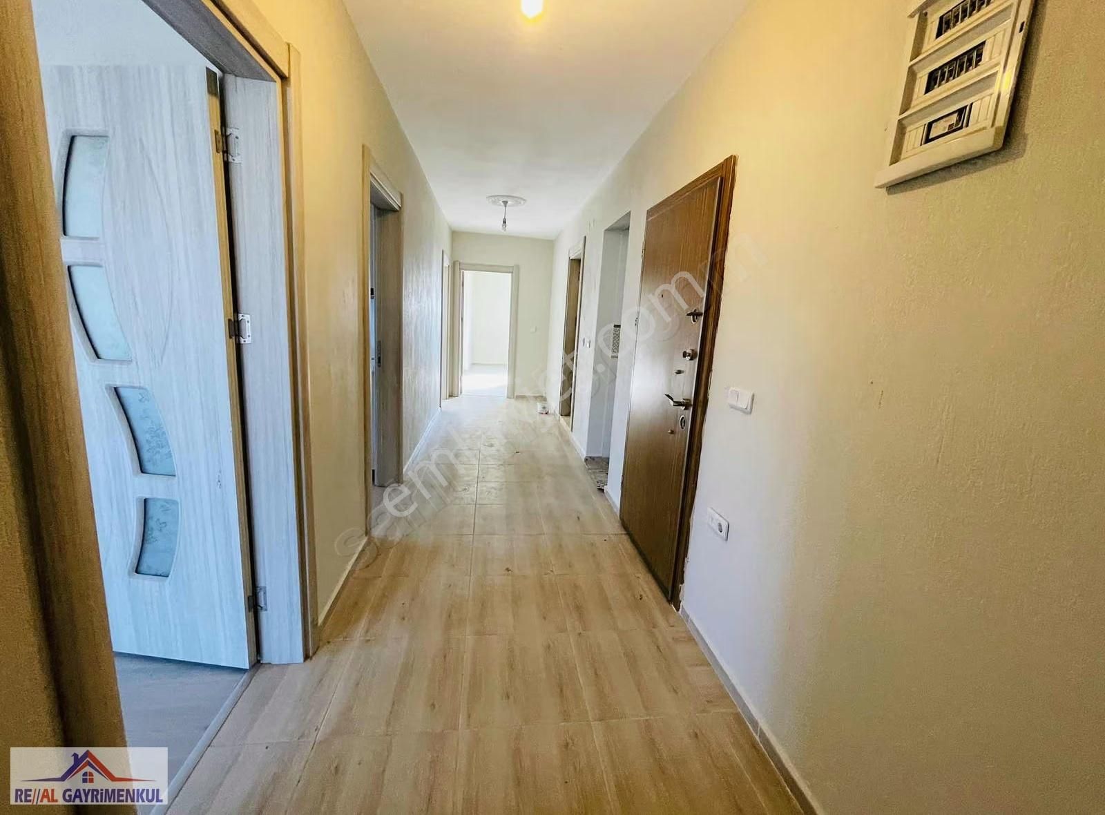 Real'den Görecede 210 M2 Kiralık 3+1 Daire - Görsel 21