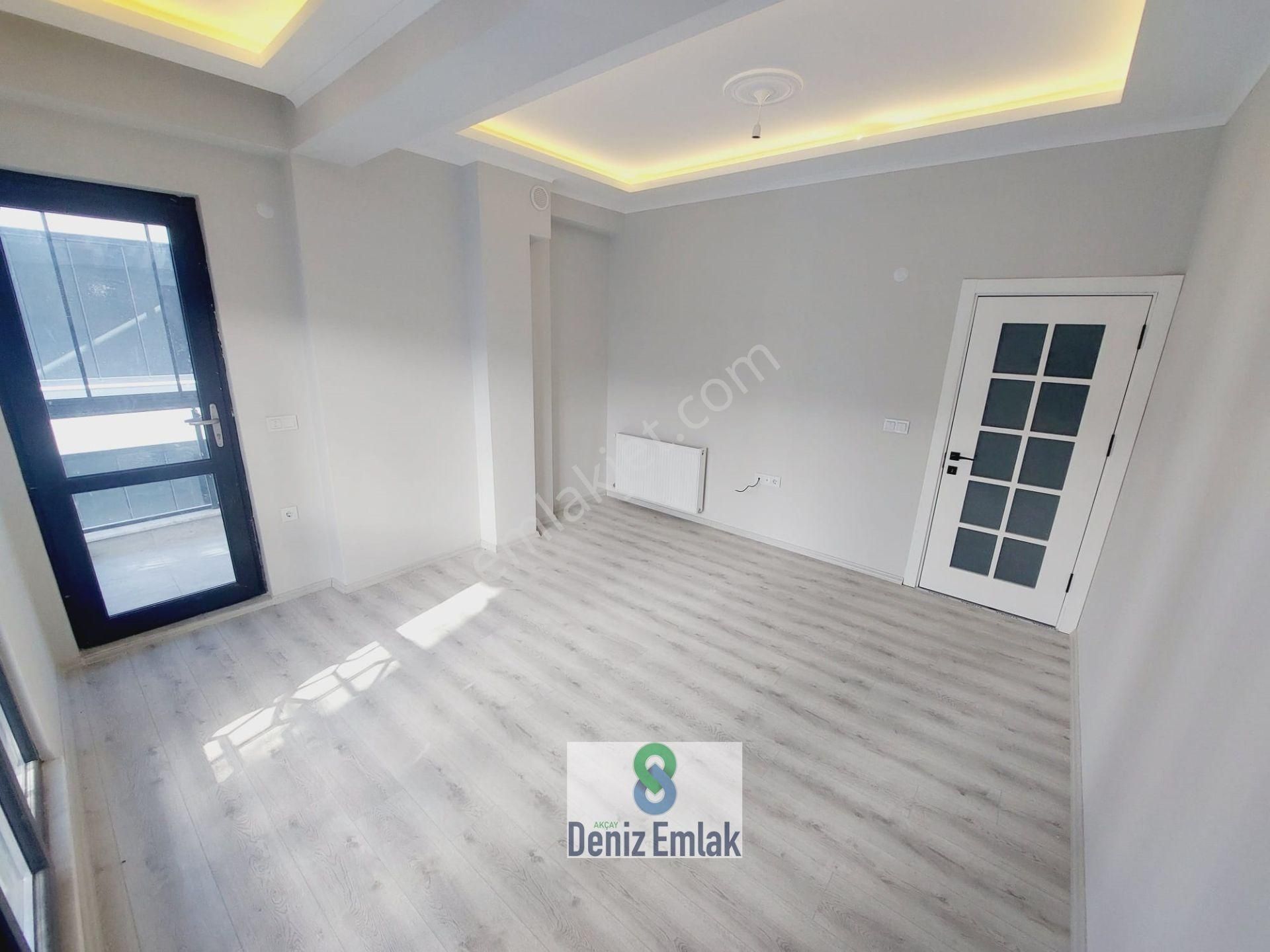 Denizden Akçayda Kapalı Mutfak Arakat Ebeveynli Satılık 2+1 Daire. - Görsel 14