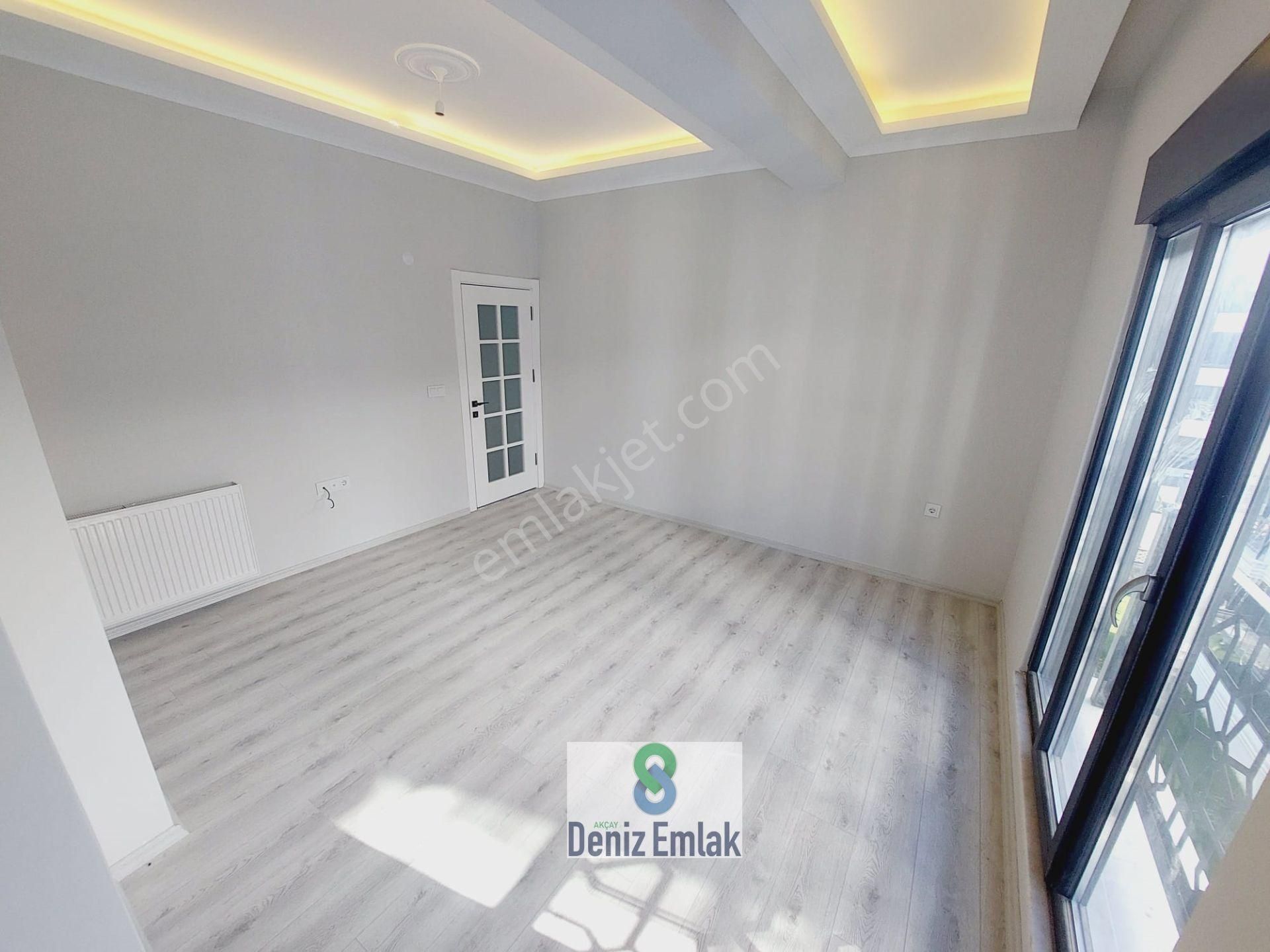 Denizden Akçayda Kapalı Mutfak Arakat Ebeveynli Satılık 2+1 Daire. - Görsel 2