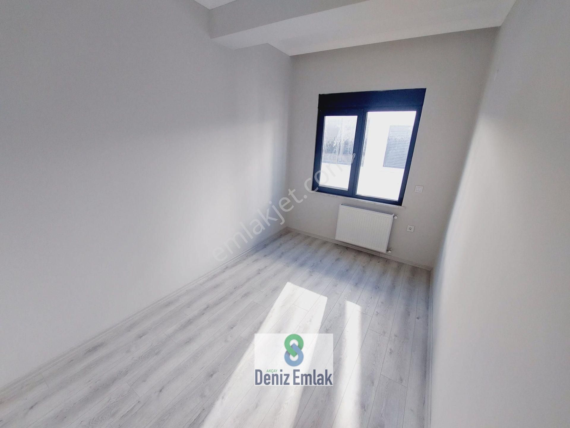 Denizden Akçayda Kapalı Mutfak Arakat Ebeveynli Satılık 2+1 Daire. - Görsel 5