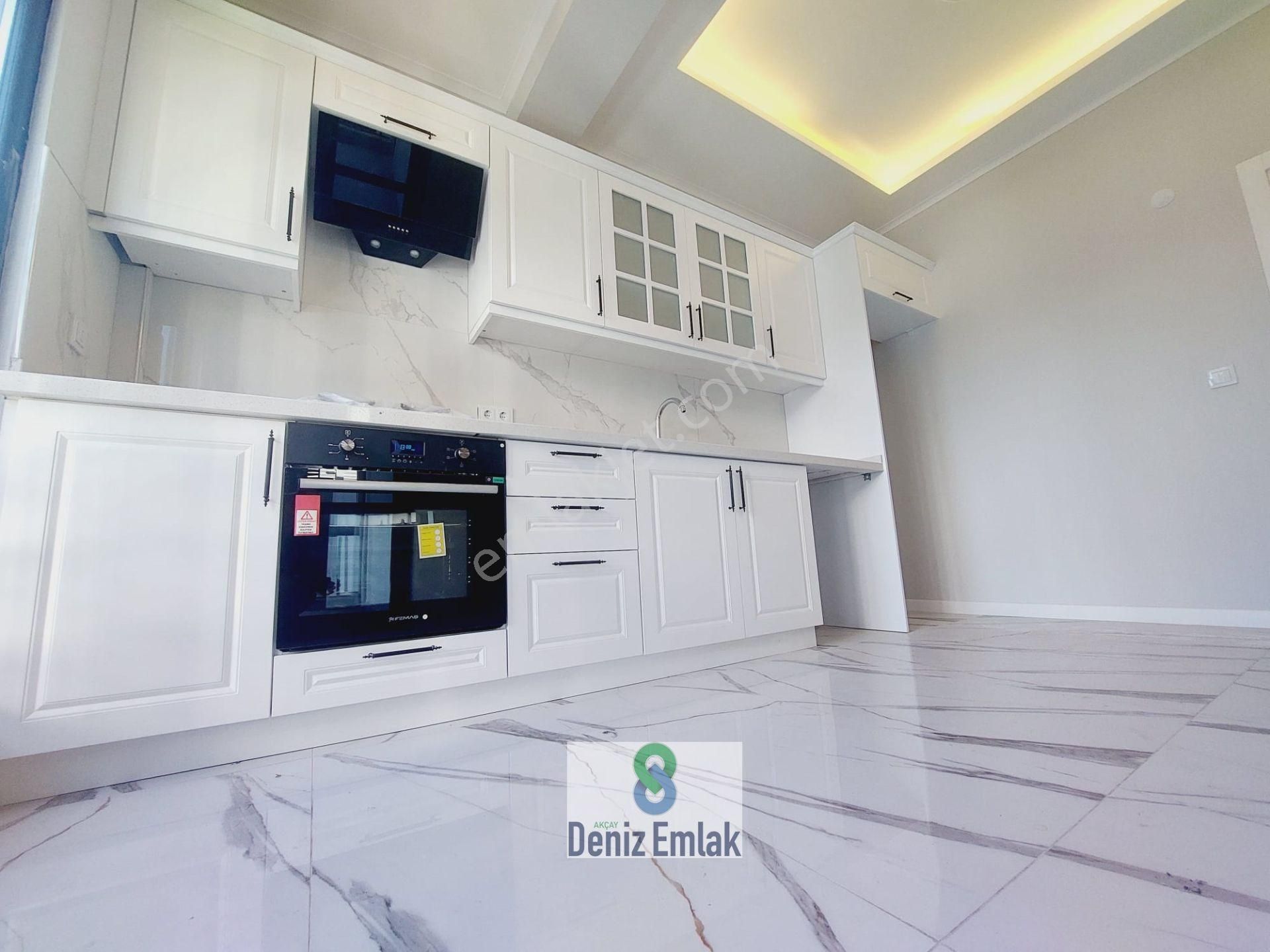 Denizden Akçayda Kapalı Mutfak Arakat Ebeveynli Satılık 2+1 Daire. - Görsel 31