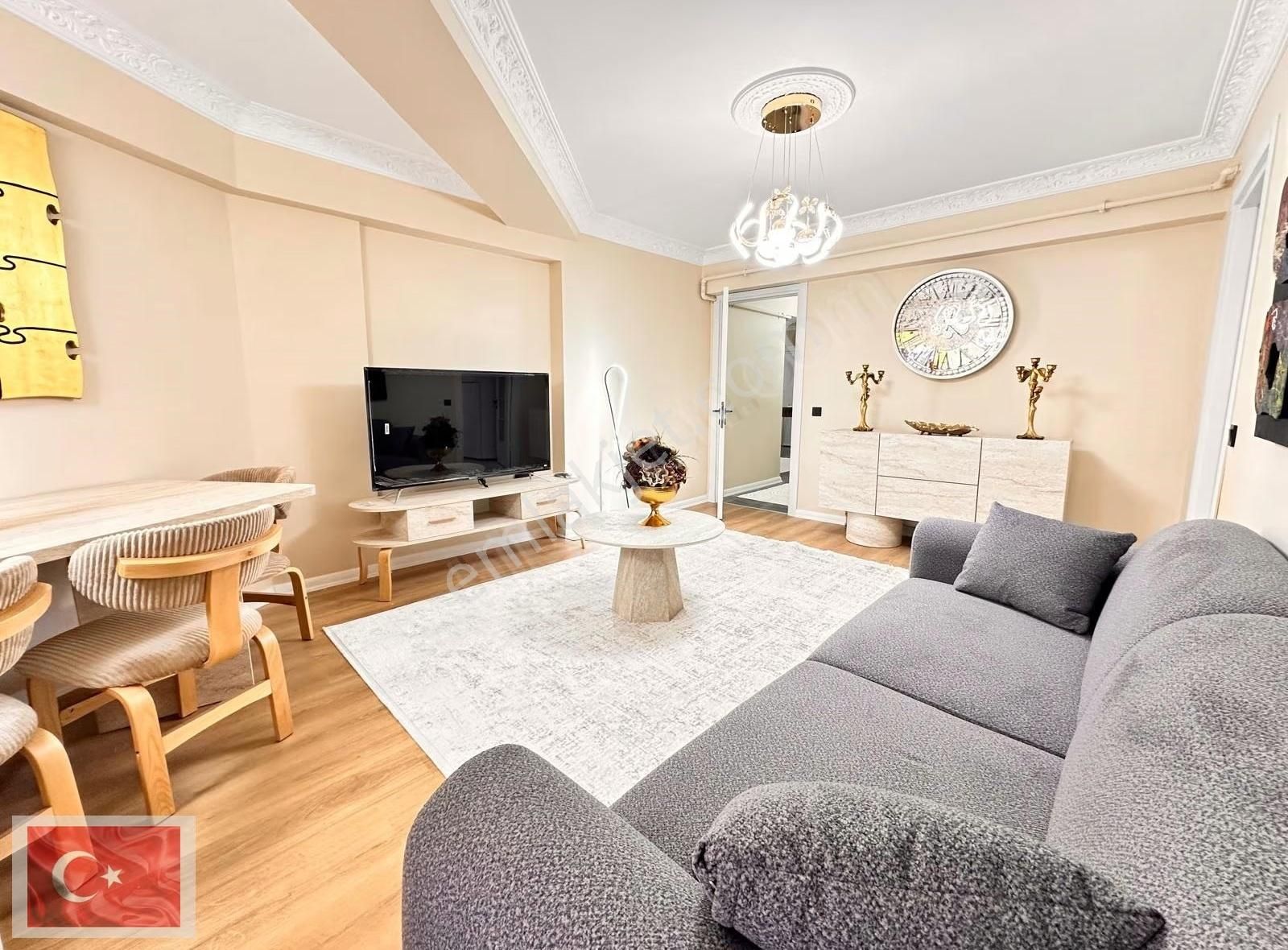 Girne'de Full Sıfır Eşyalı 2+1 Ara Kat Balkonlu Mimari Dizaynlı - Görsel 12