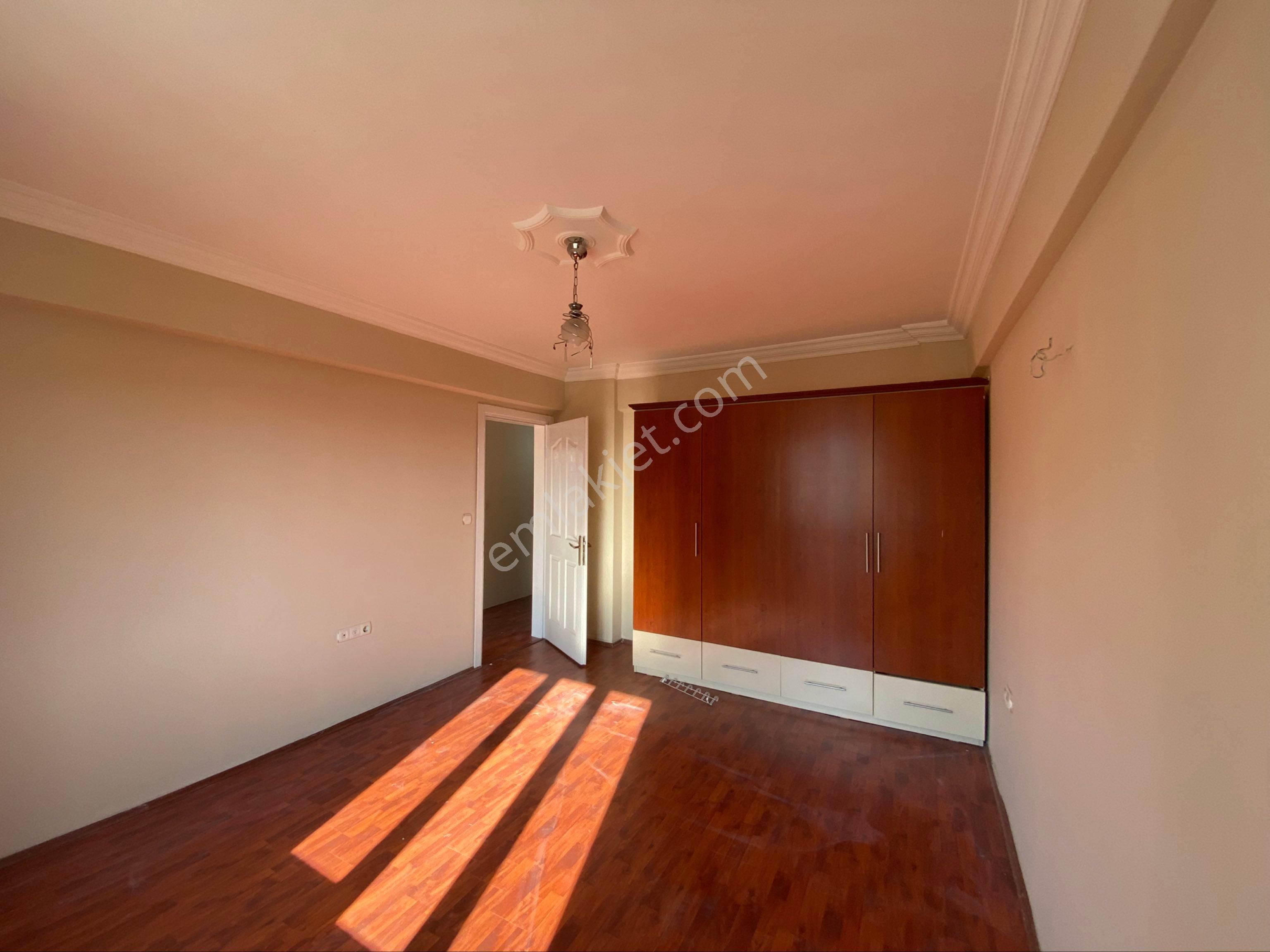 Torbalı Ertuğrul Mah Kiralık 3+1 Ara Kat Daire - Görsel 13