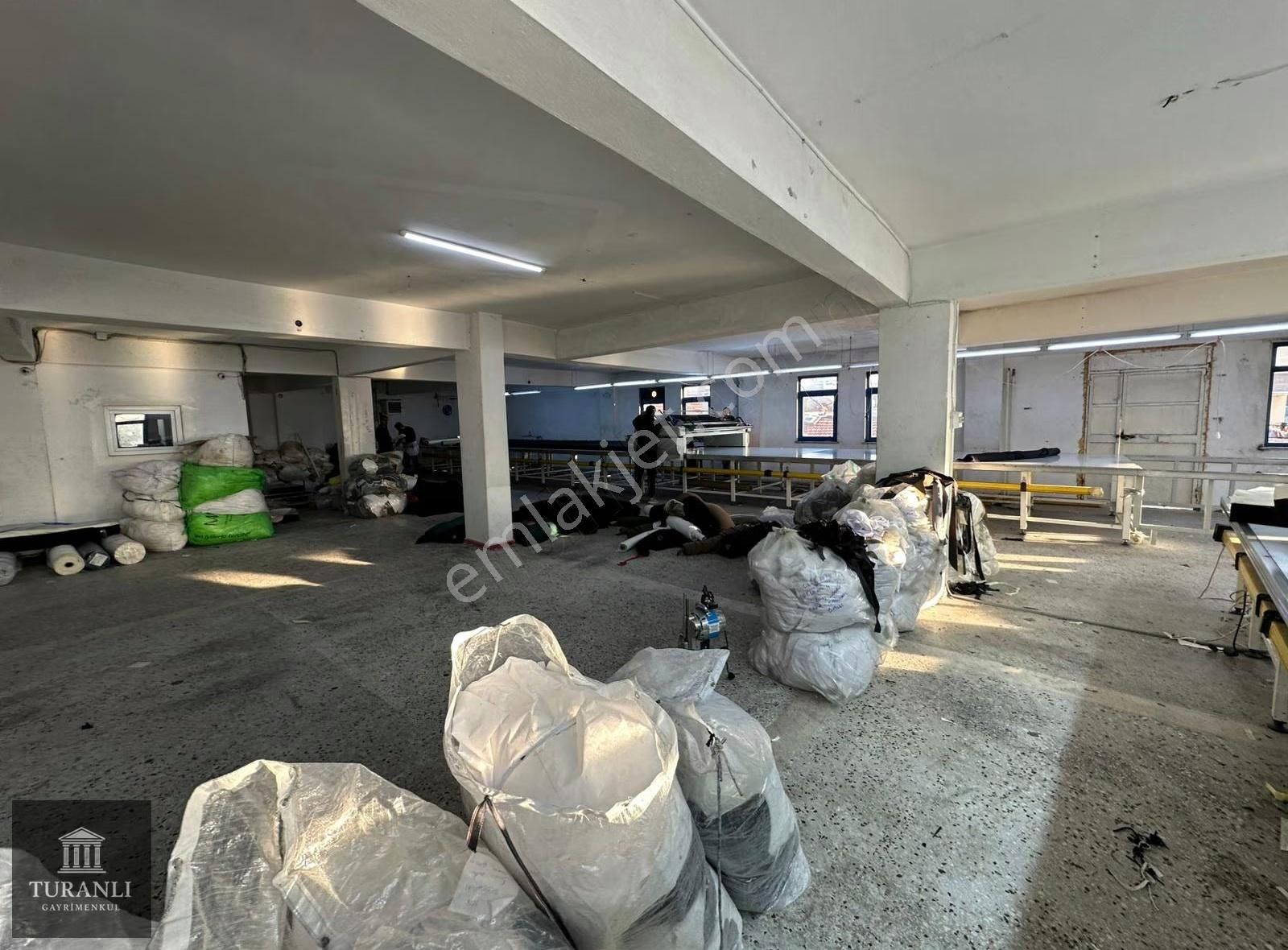 Turanlı'dan Bağcılar Merkez'de 500 M² Kiralık Tekstil Atölyesi - Görsel 4