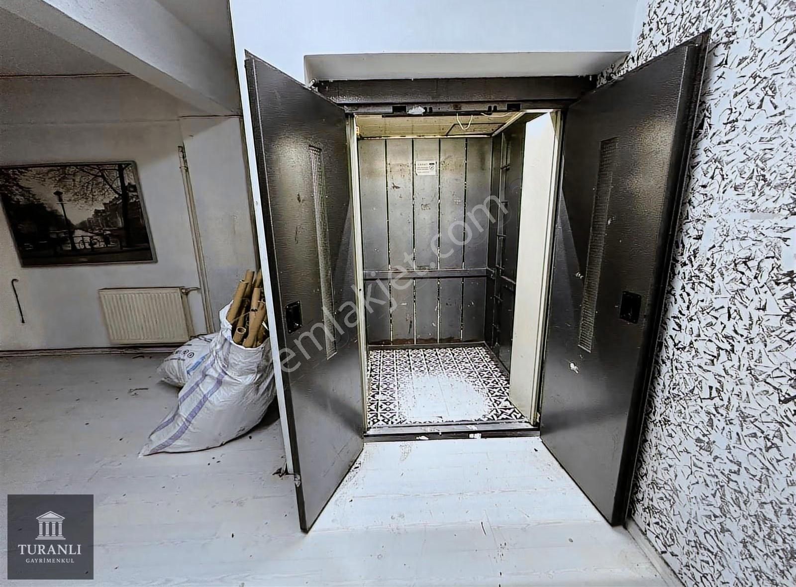 Turanlı'dan Bağcılar Merkez'de 500 M² Kiralık Tekstil Atölyesi - Görsel 32