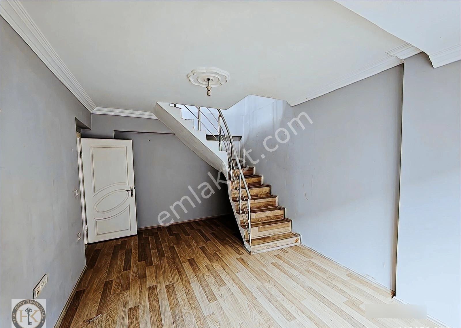 Sultangazi Sultançiftliği Mah. Kiralık Dublex Daire