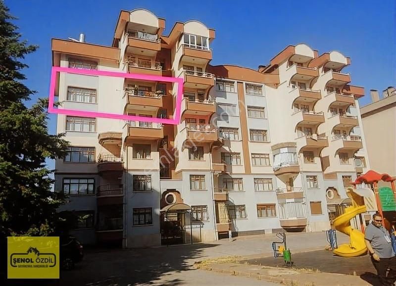 Şenol'dan Satılık 3+1 Daire Karatay Gözde Konutları