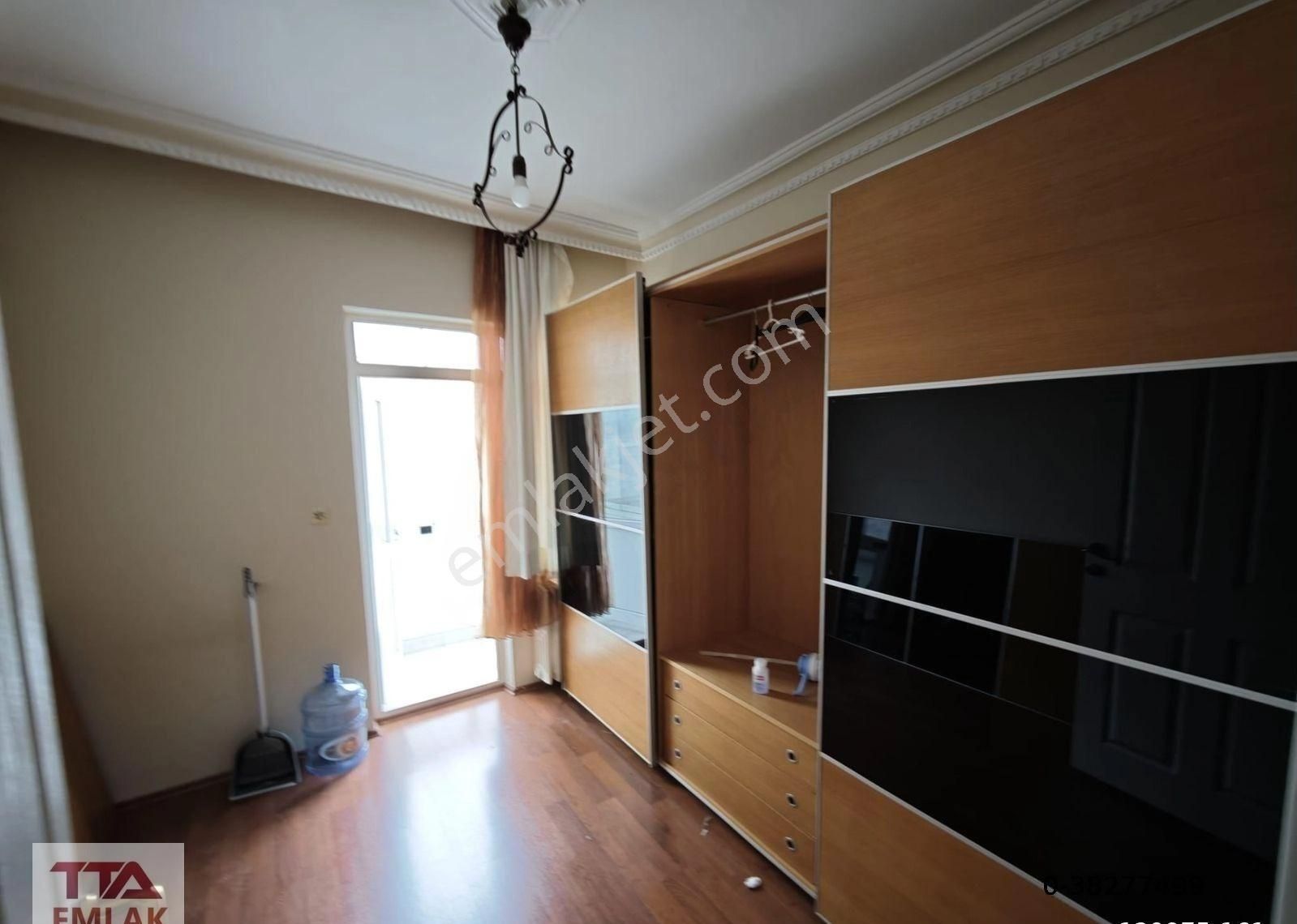 Hoşdere Caddesi Üzerinde 3. Katda 3+1 Kiralık Daire - Görsel 11