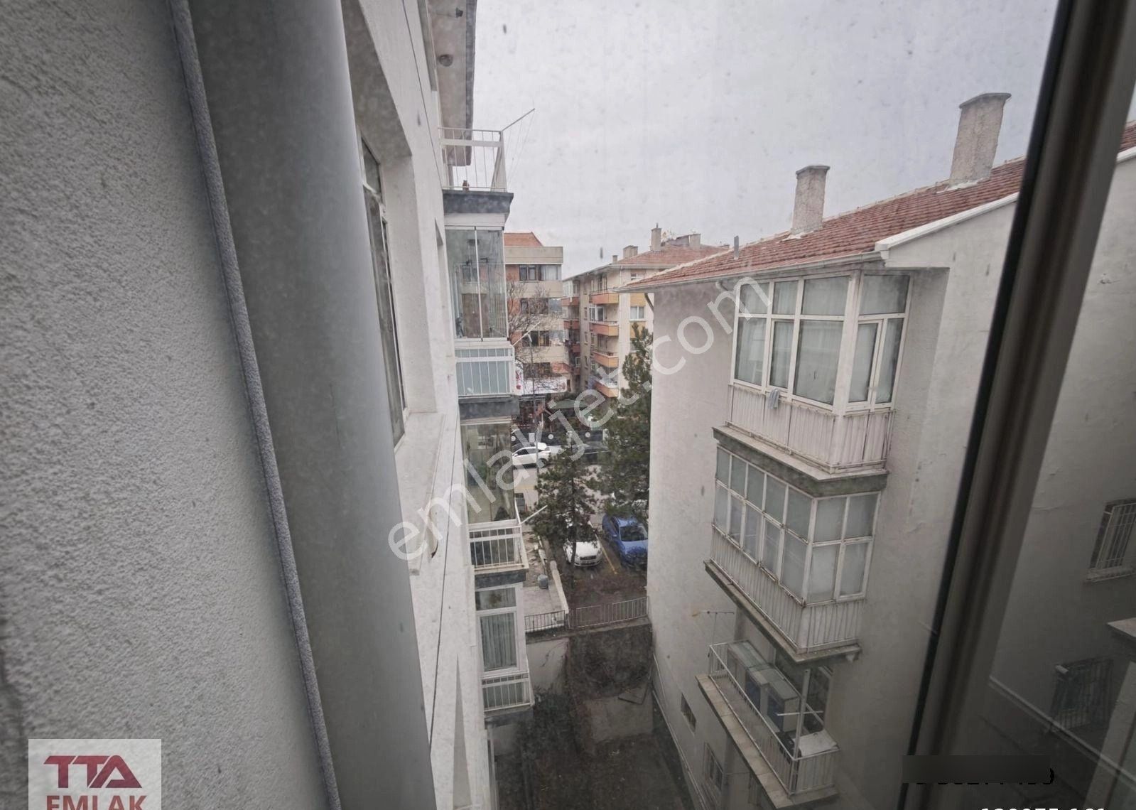 Hoşdere Caddesi Üzerinde 3. Katda 3+1 Kiralık Daire - Görsel 4