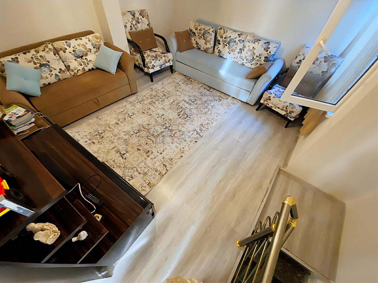 Yalazıdan Edremitte 3+1 150 Mkare Merkezi Konum Dubleks Müstakil - Görsel 4