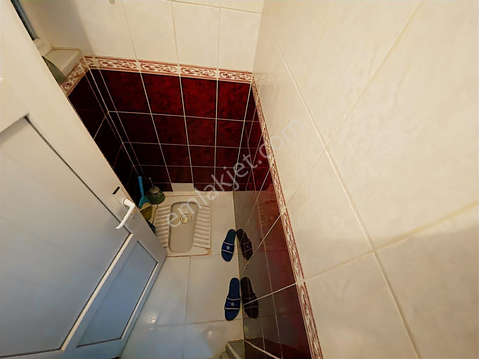 Yalazıdan Edremitte 3+1 150 Mkare Merkezi Konum Dubleks Müstakil - Görsel 19