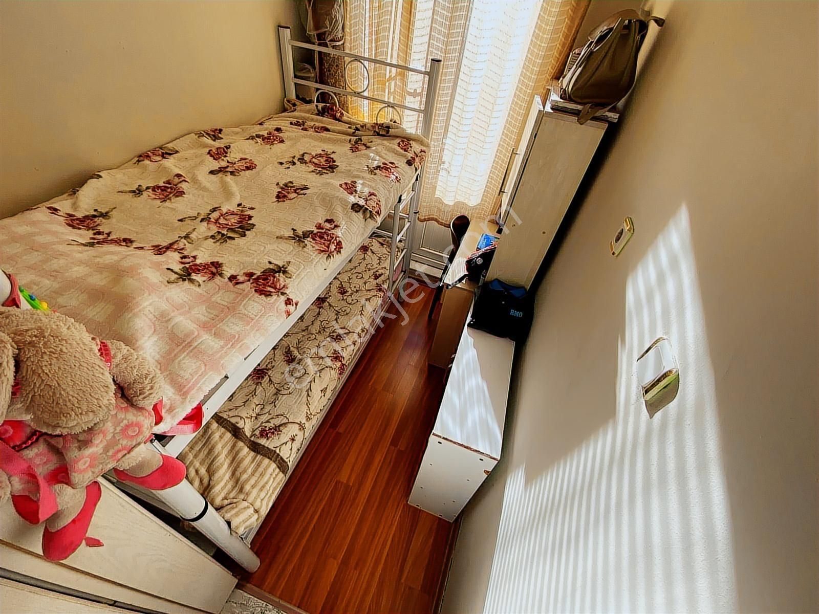 Yalazıdan Edremitte 3+1 150 Mkare Merkezi Konum Dubleks Müstakil - Görsel 11