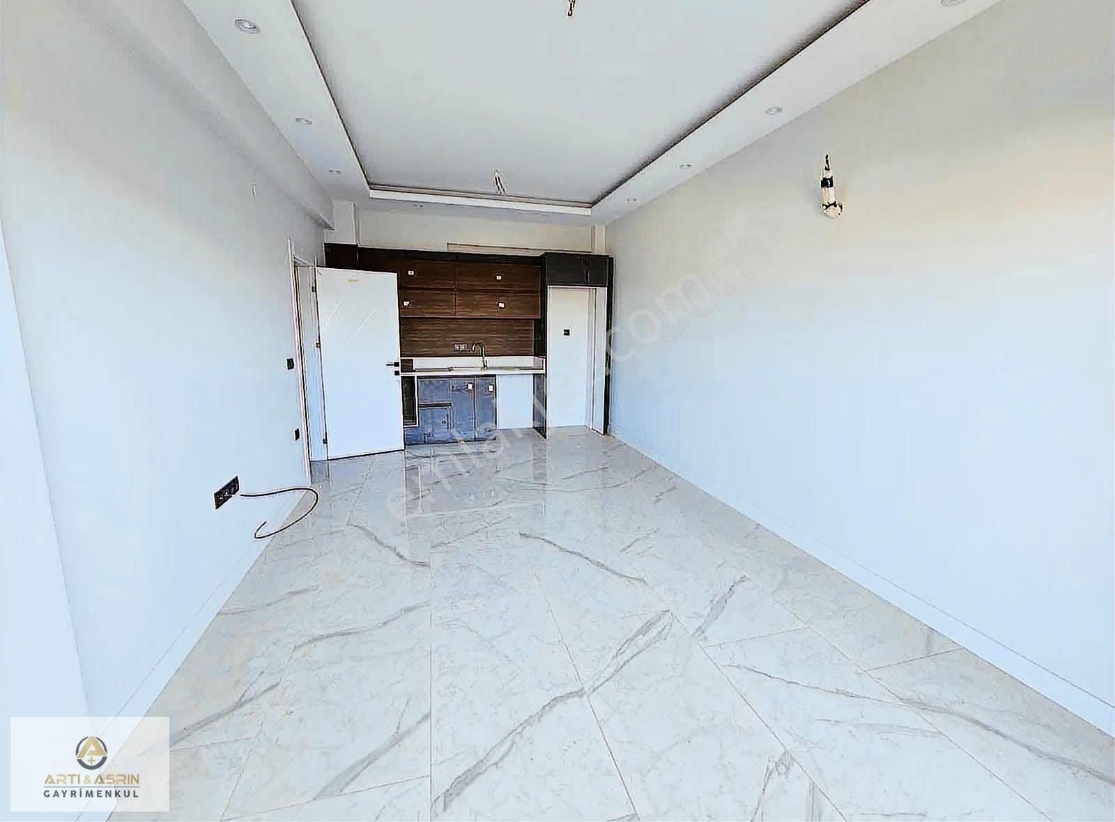 Kuşadasında Lüx Site İçerisinde Manzaralı 1+1 Havuzlu Daire - Görsel 11