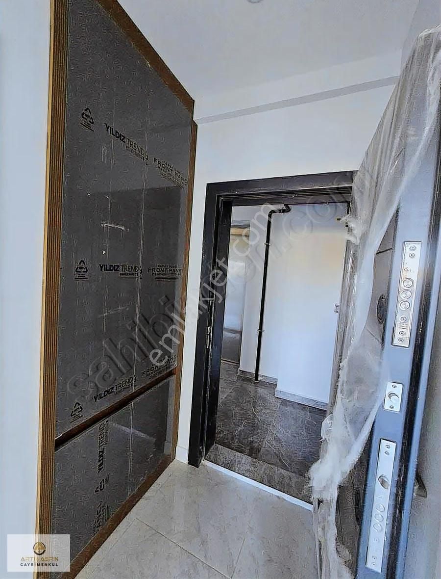 Kuşadasında Lüx Site İçerisinde Manzaralı 1+1 Havuzlu Daire - Görsel 12