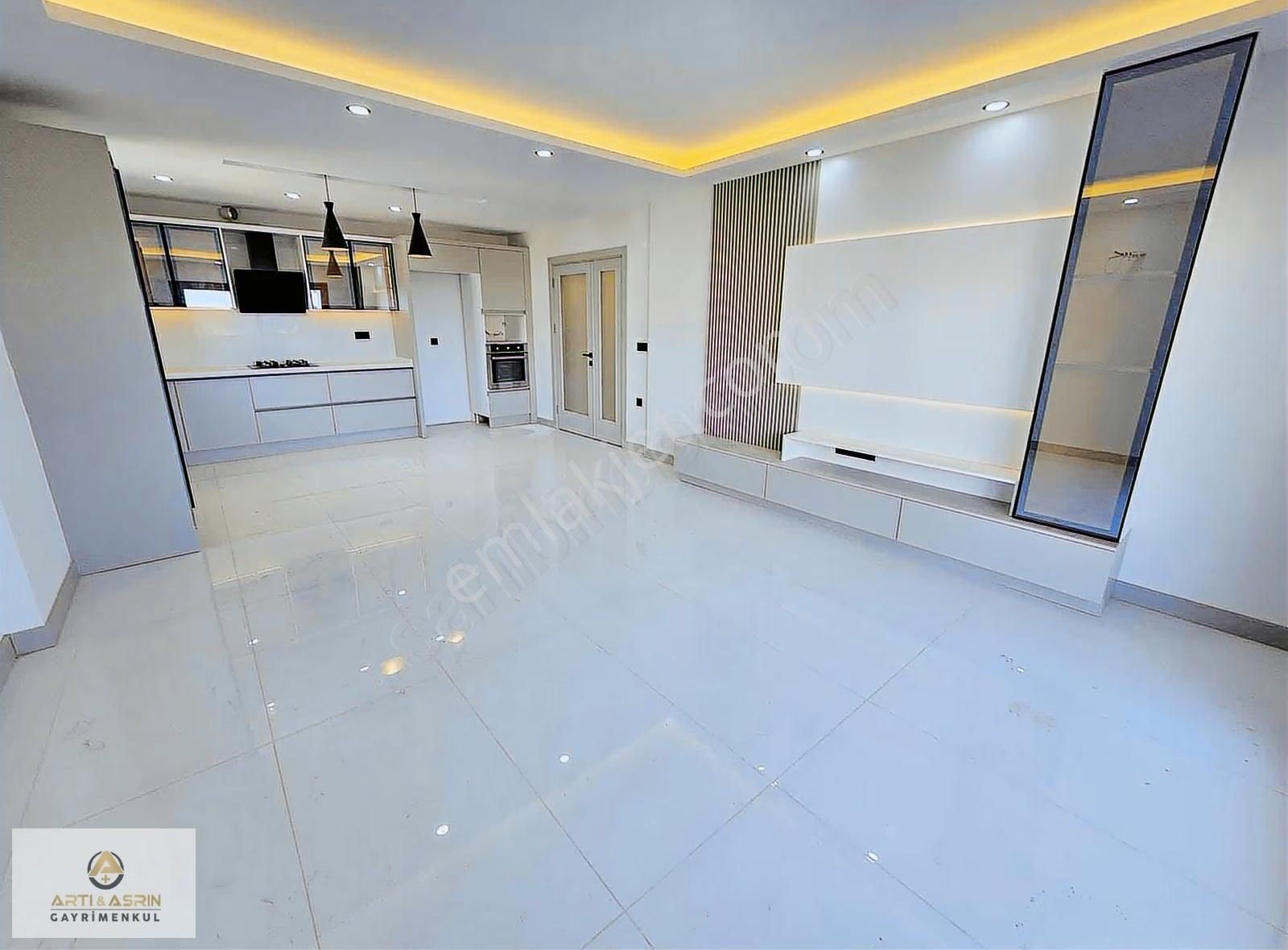 Kuşadasında Havuzlu Sitede Ara Kat 2+1 Lüx Satılık Daire - Görsel 13