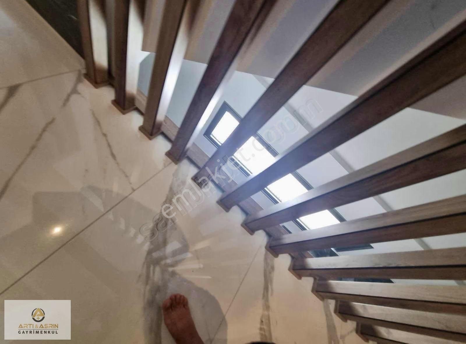 Kuşadası Karaova Mah Satılık Özel Havuzlu Tek Müstakil Villa - Görsel 2