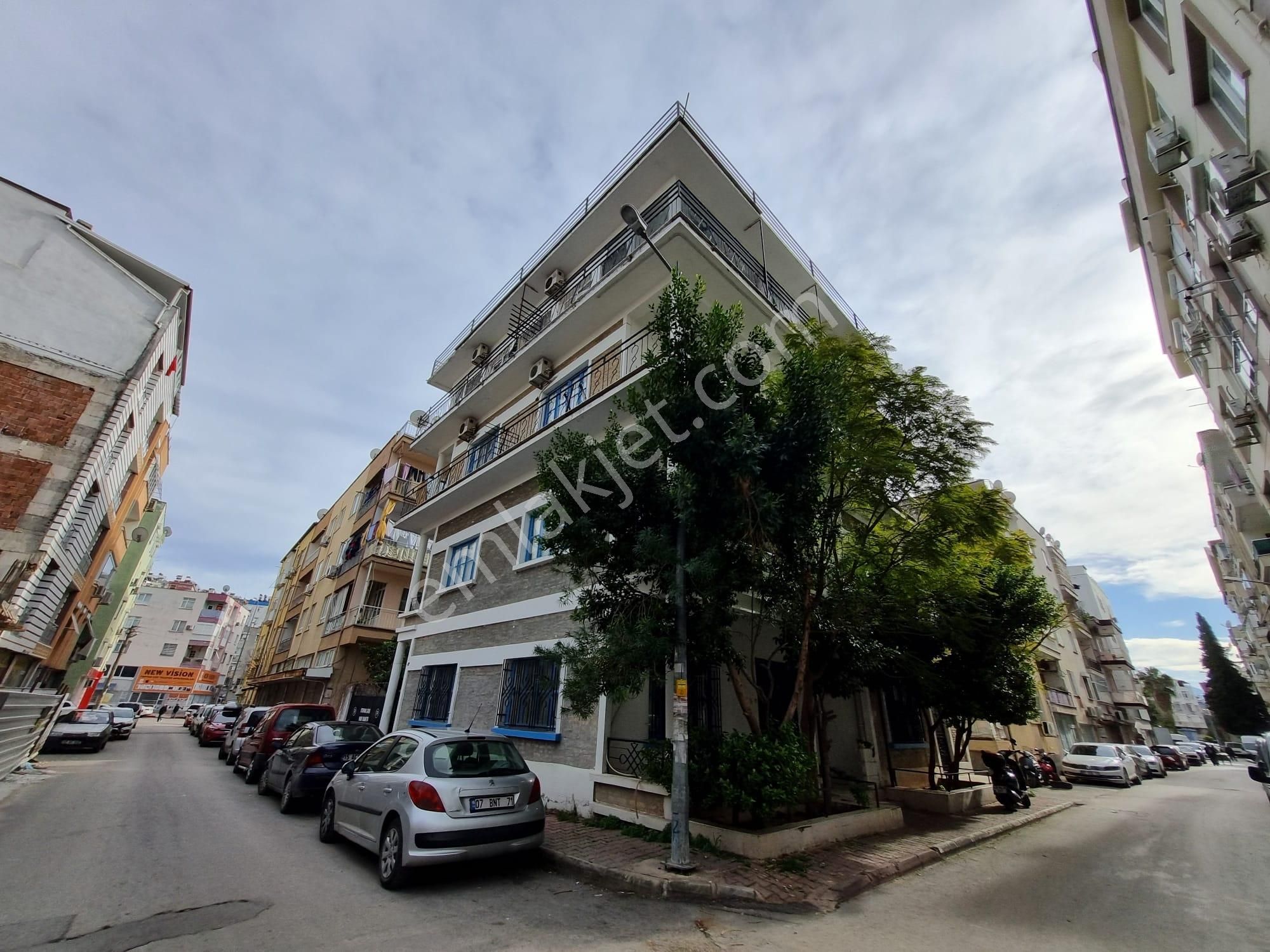 Antalya Acil Satılık 4 Katlı Bina, Üçgen*dolaplıdere Caddesi - Görsel 4