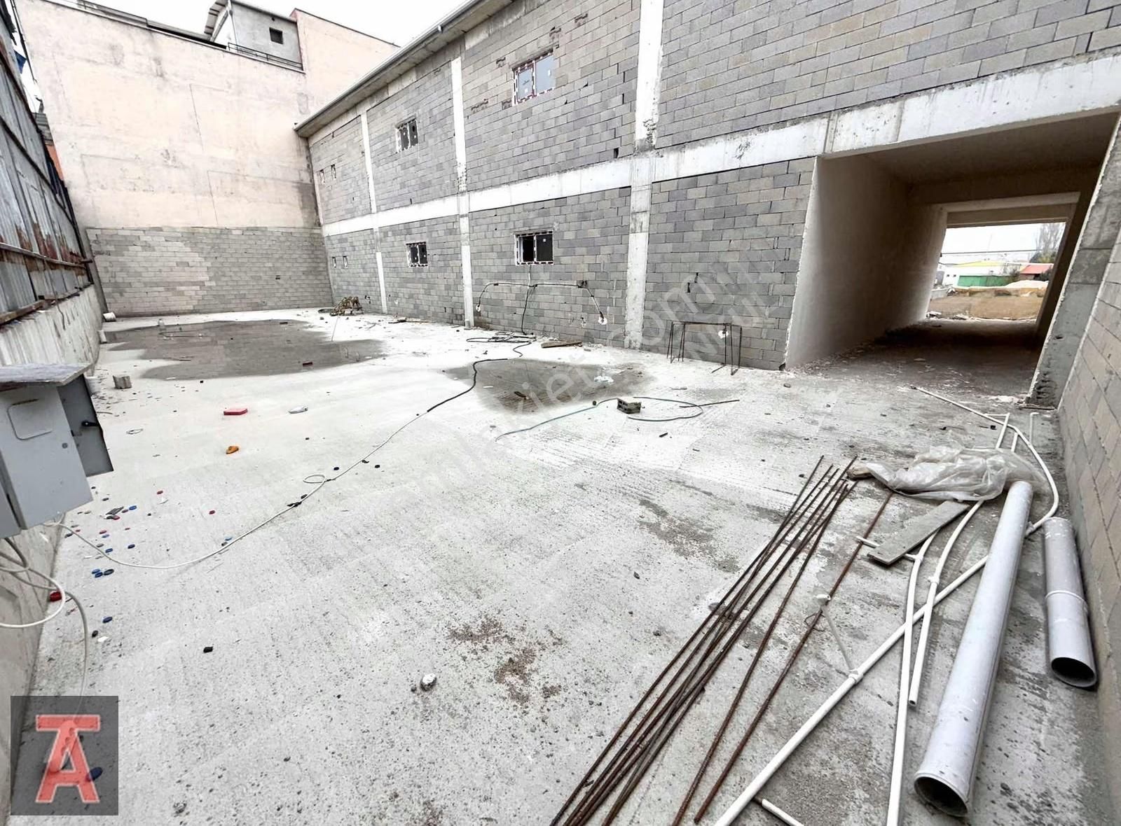 Ahi Evran Mah. Sanayi Bölgesinde 3 Katlı Kiralık İşyeri - Görsel 2