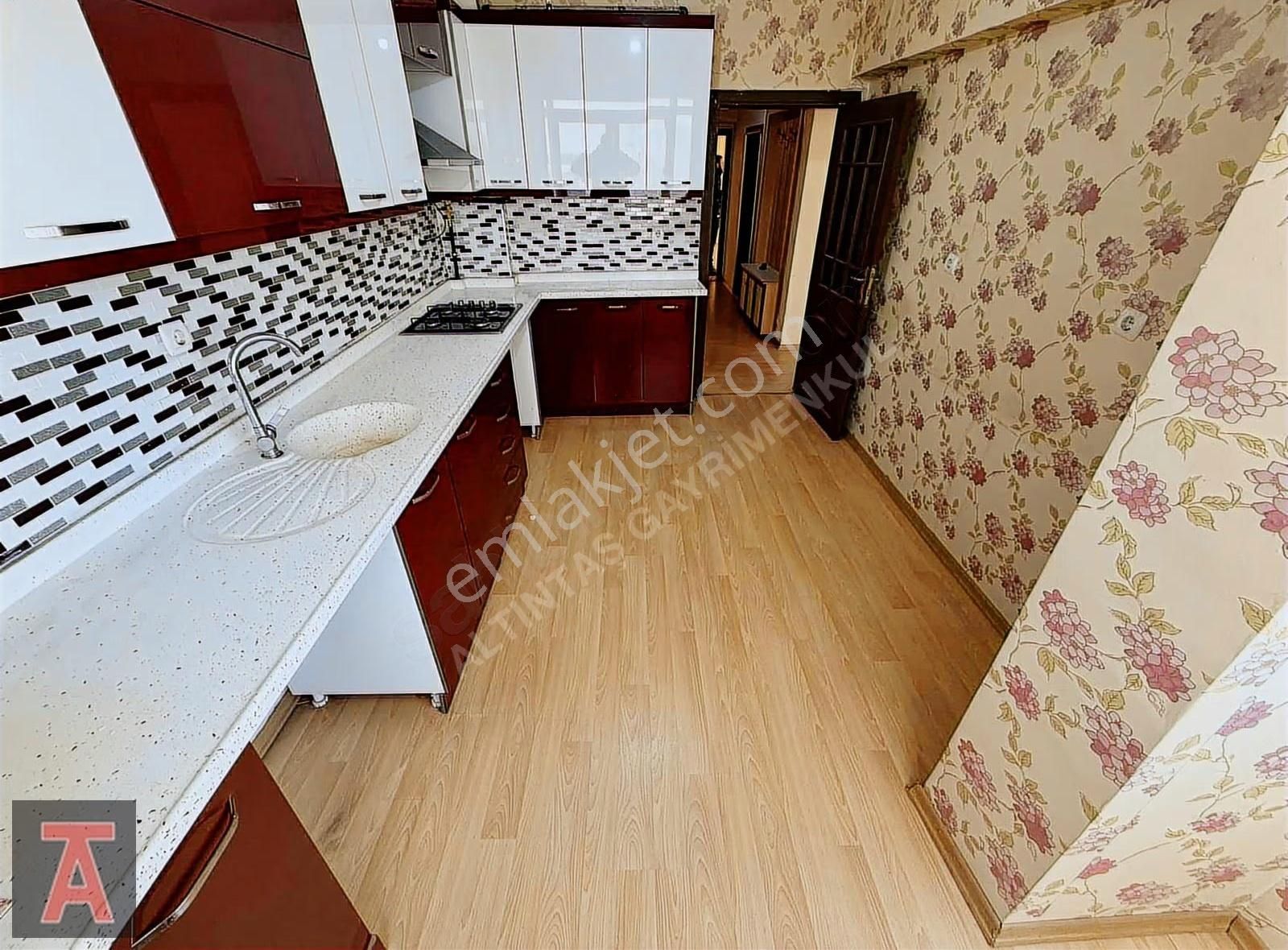Etimesgut Merkez De Ara Katta Ön Cephe 3+1 Kiralık Daire - Görsel 14
