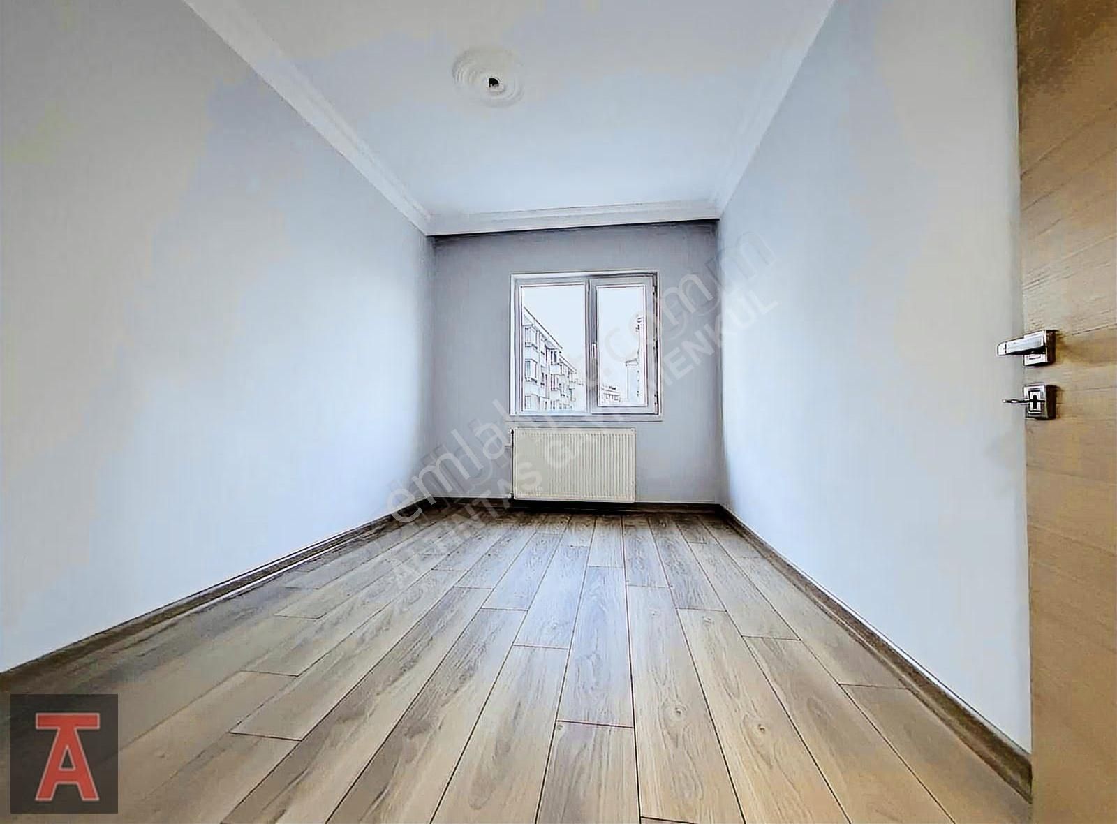 İstasyon Mahallesi Ultra Lüks Geniş M2 Katta Ön Cephe 3+1 - Görsel 10