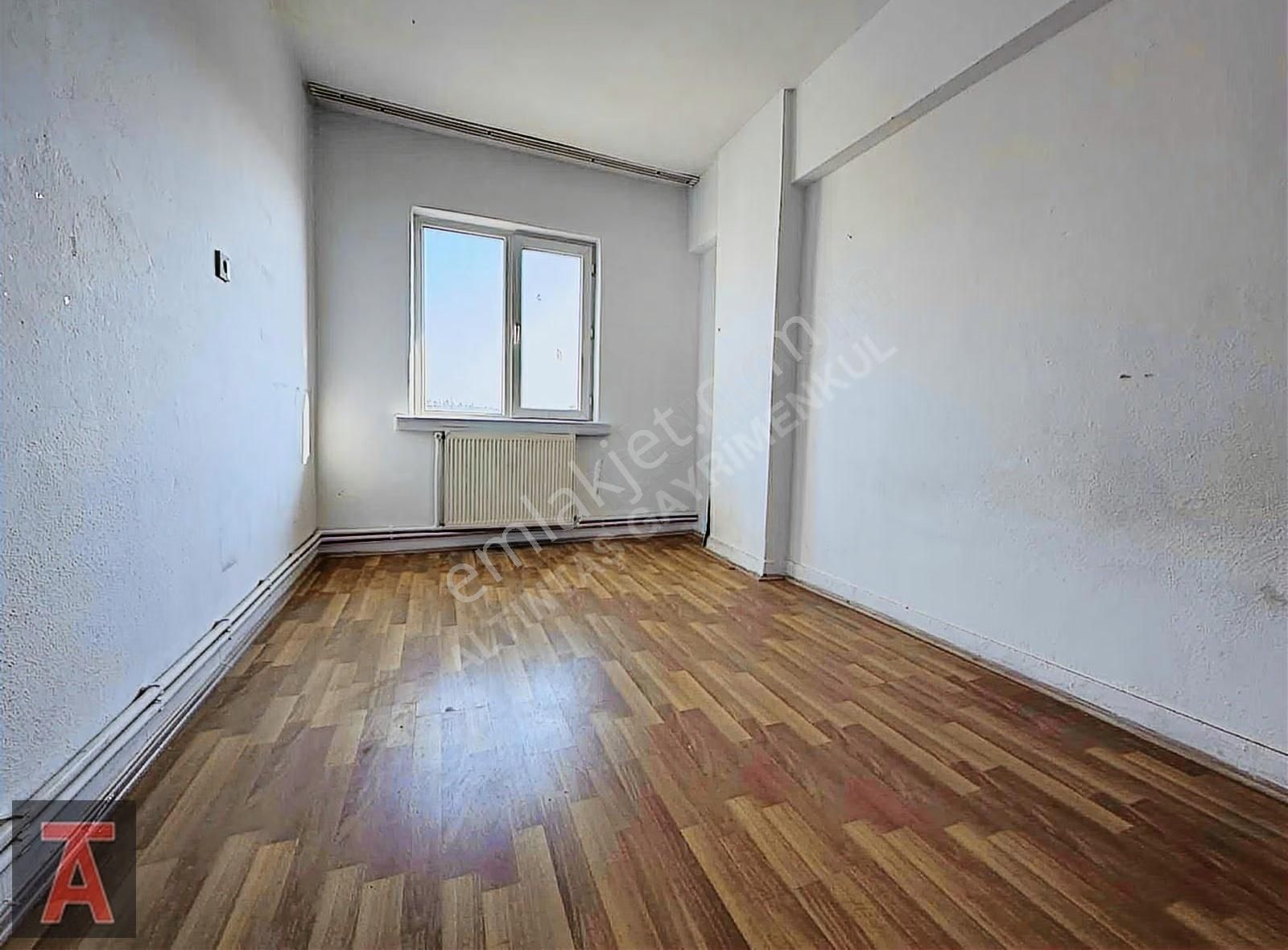 30 Ağustos Mah'de Merkezi Lokasyonda Katta 3+1 Kiralık - Görsel 7
