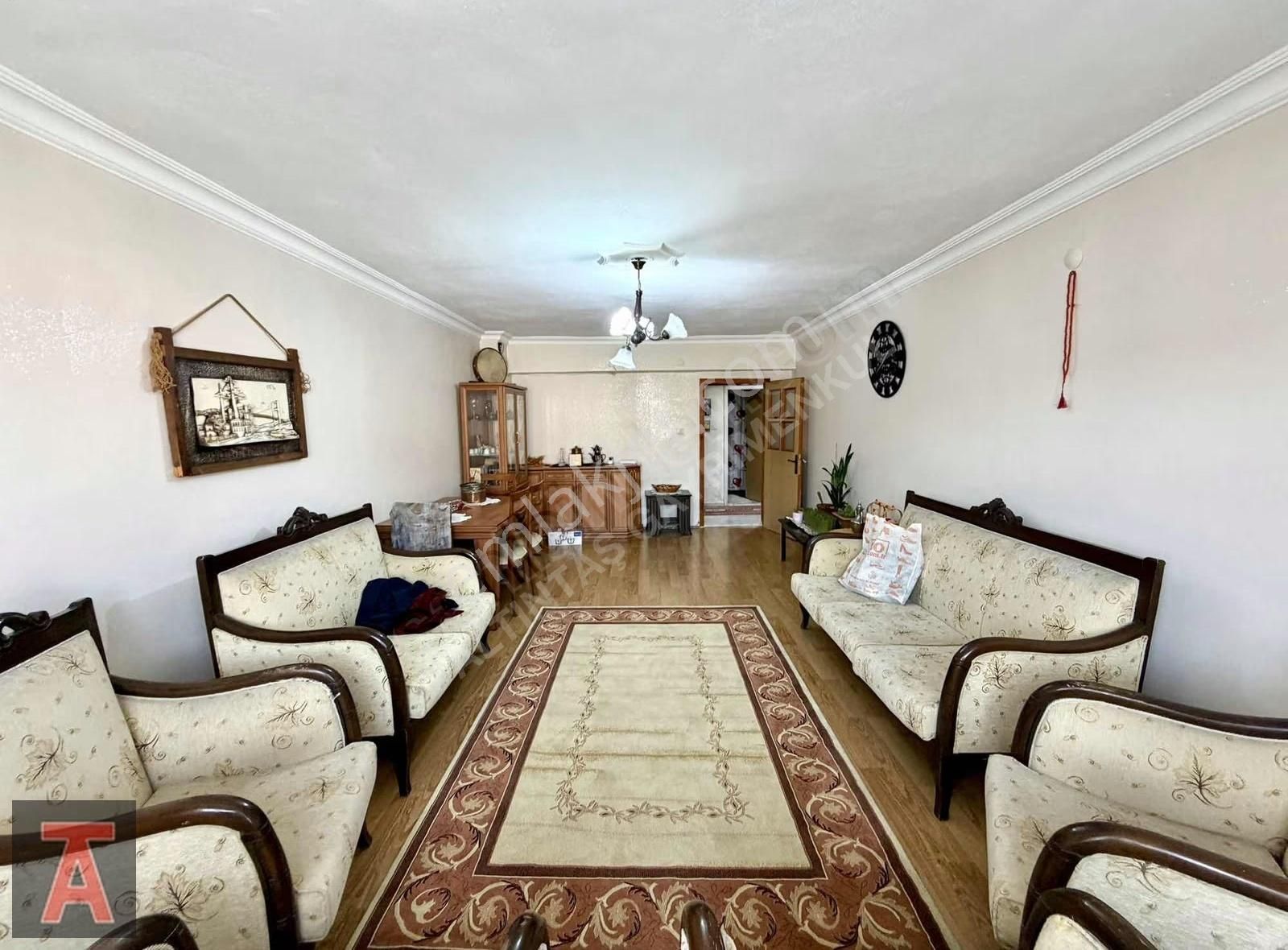 Alsancak Mah'de E.banyolu Ara Katta G. Metrekare 3+1 Daire - Görsel 26