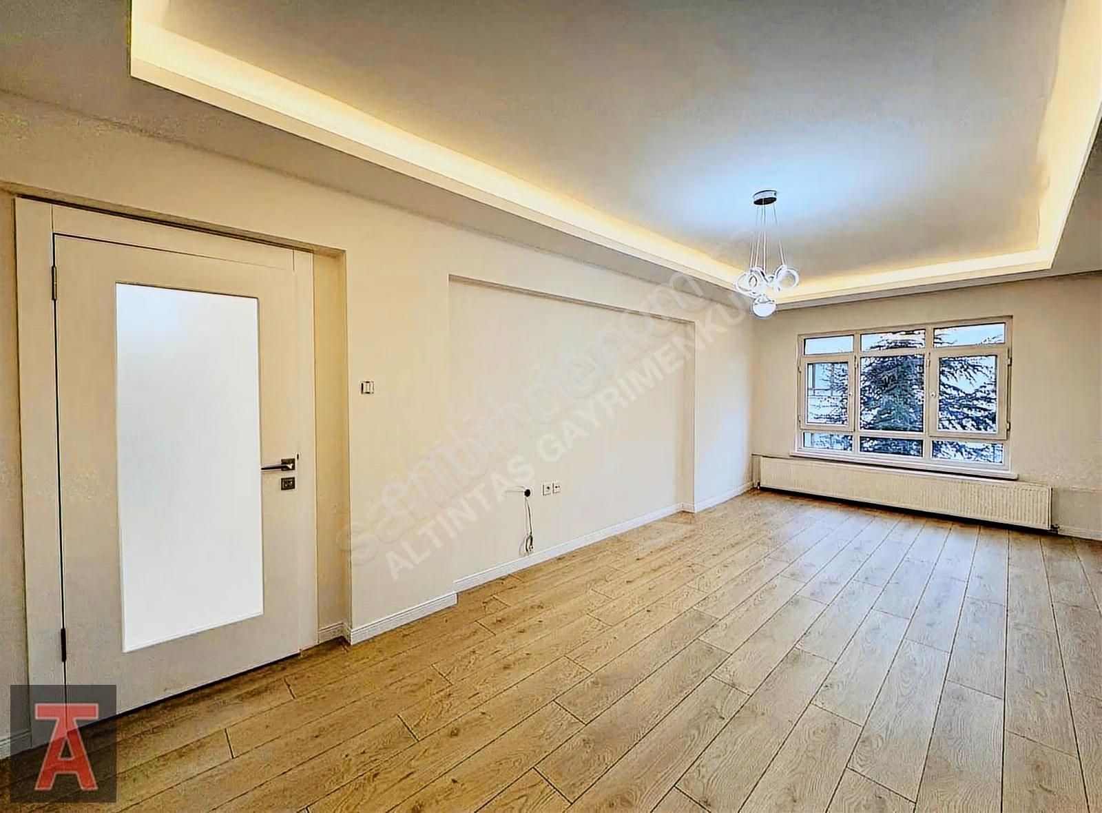 Elvan Mah'de Ultra Lüx Yapılı Ara Katta Ön Cephe 3+1 Daire - Görsel 30