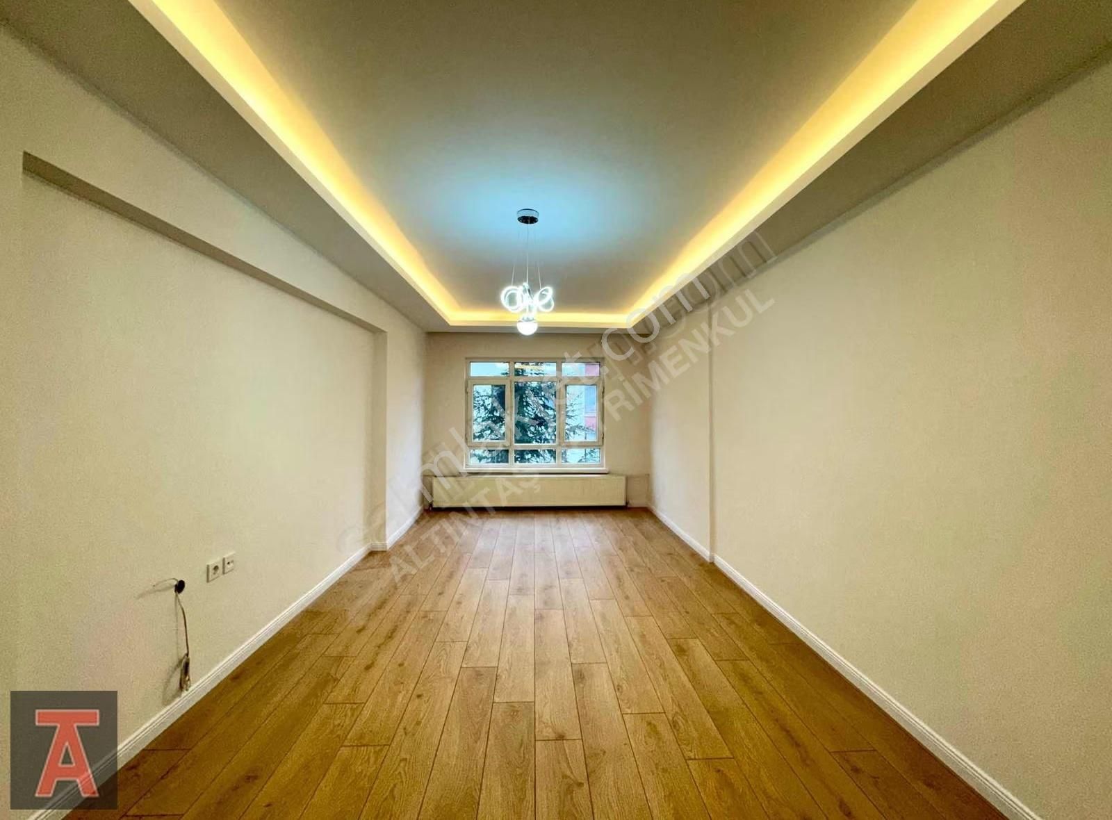 Elvan Mah'de Ultra Lüx Yapılı Ara Katta Ön Cephe 3+1 Daire - Görsel 18