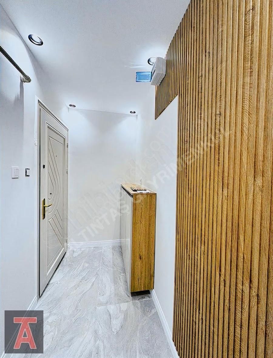 Elvan Mah'de Ultra Lüx Yapılı Ara Katta Ön Cephe 3+1 Daire - Görsel 15