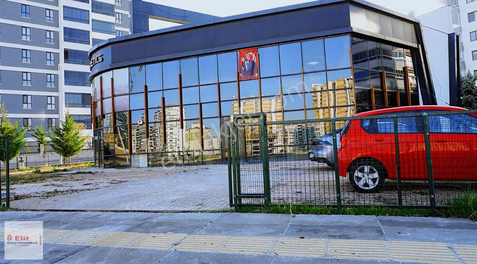 Kurumsallara Firmalara Tam Müstakil Önüaçık Ticaritapulu 950m2 - Görsel 2