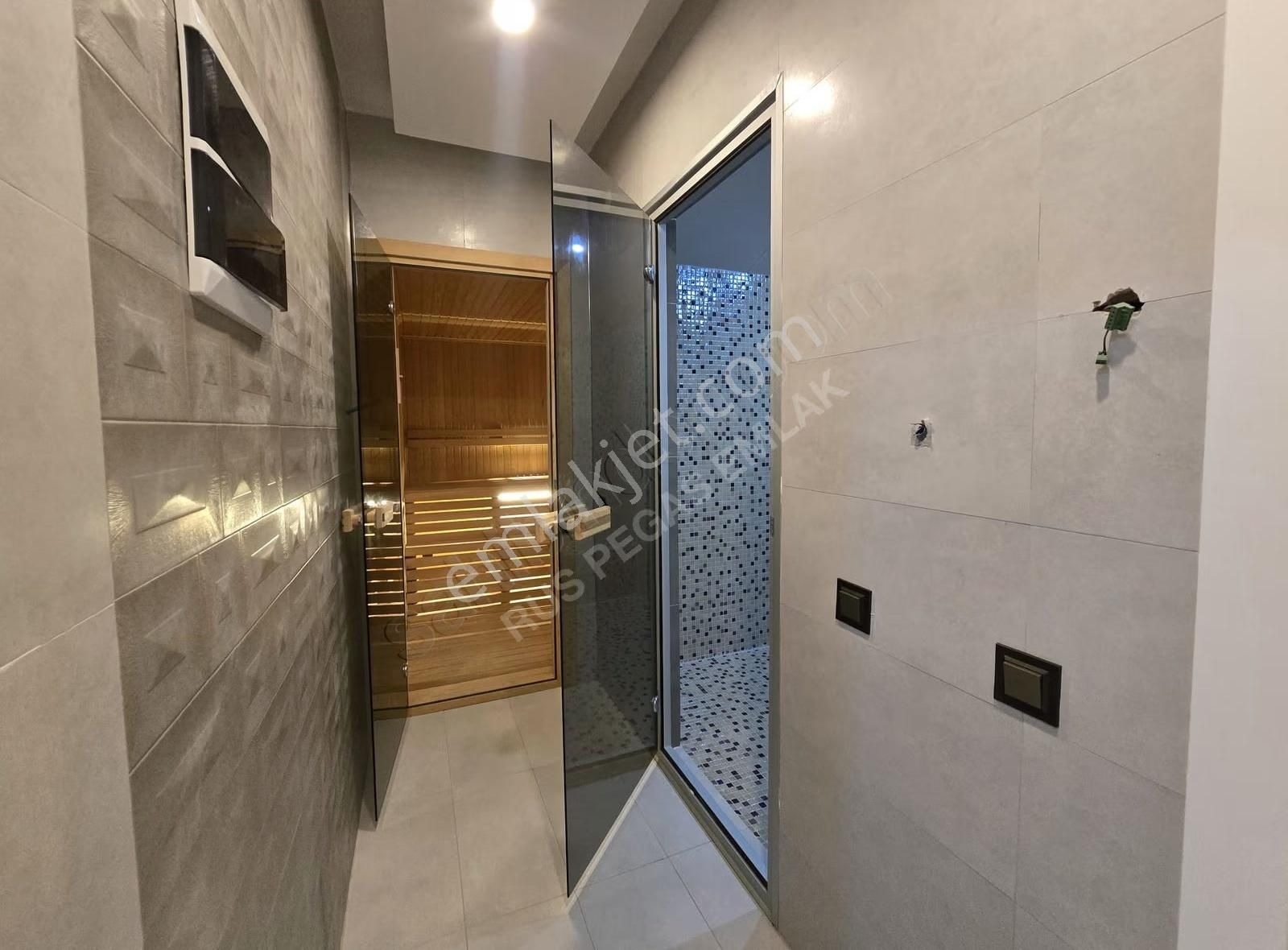 Kemerağzı Asansörlü Havuzlu 5+1 Satılık Villa - Görsel 20