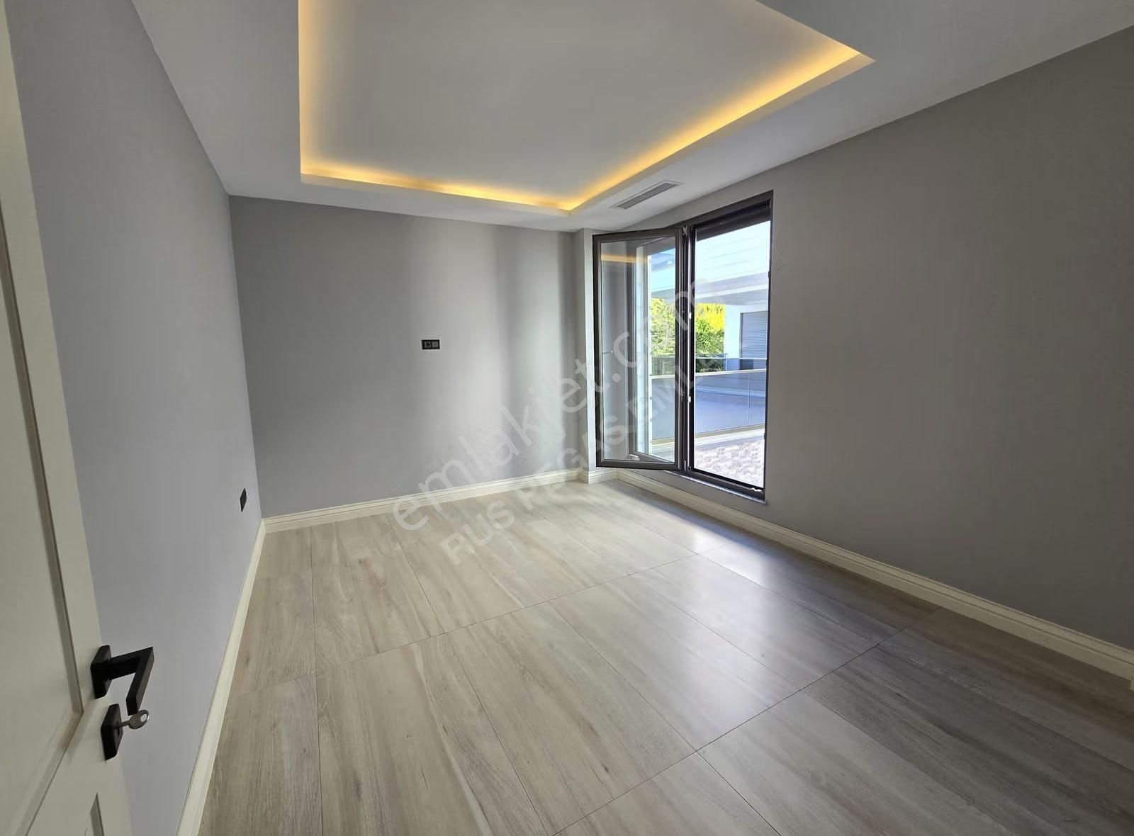 Kemerağzı Asansörlü Havuzlu 5+1 Satılık Villa - Görsel 26