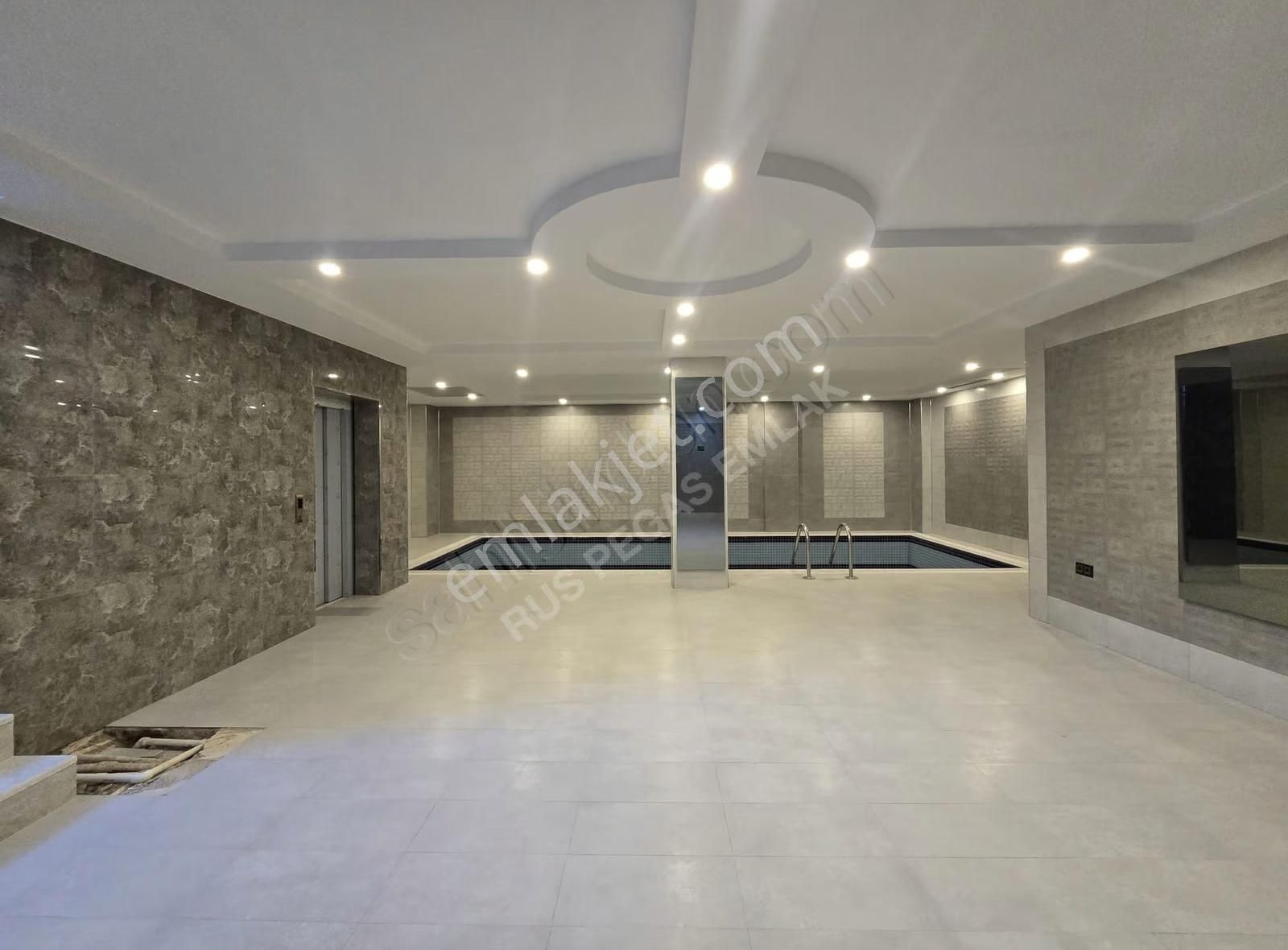 Kemerağzı Asansörlü Havuzlu 5+1 Satılık Villa - Görsel 5