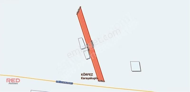 Körfez Himmetli Köyü 865 M2 Yola 10 Metre Cepheli Satılık Tarla