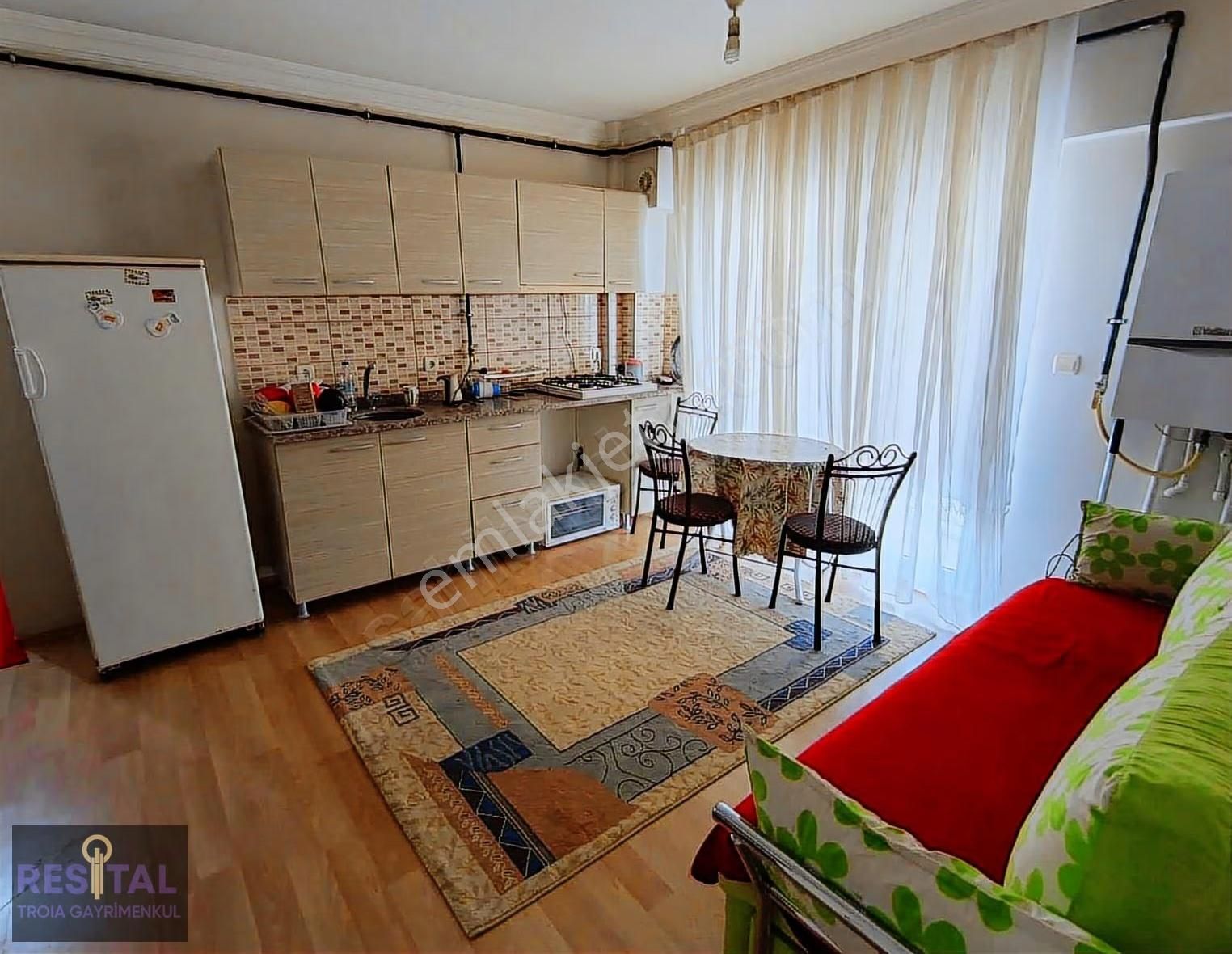 Çanakkale Barbaros Mah Troya Cad.sarıçay Yakını Esyalı 1+1 - Görsel 4