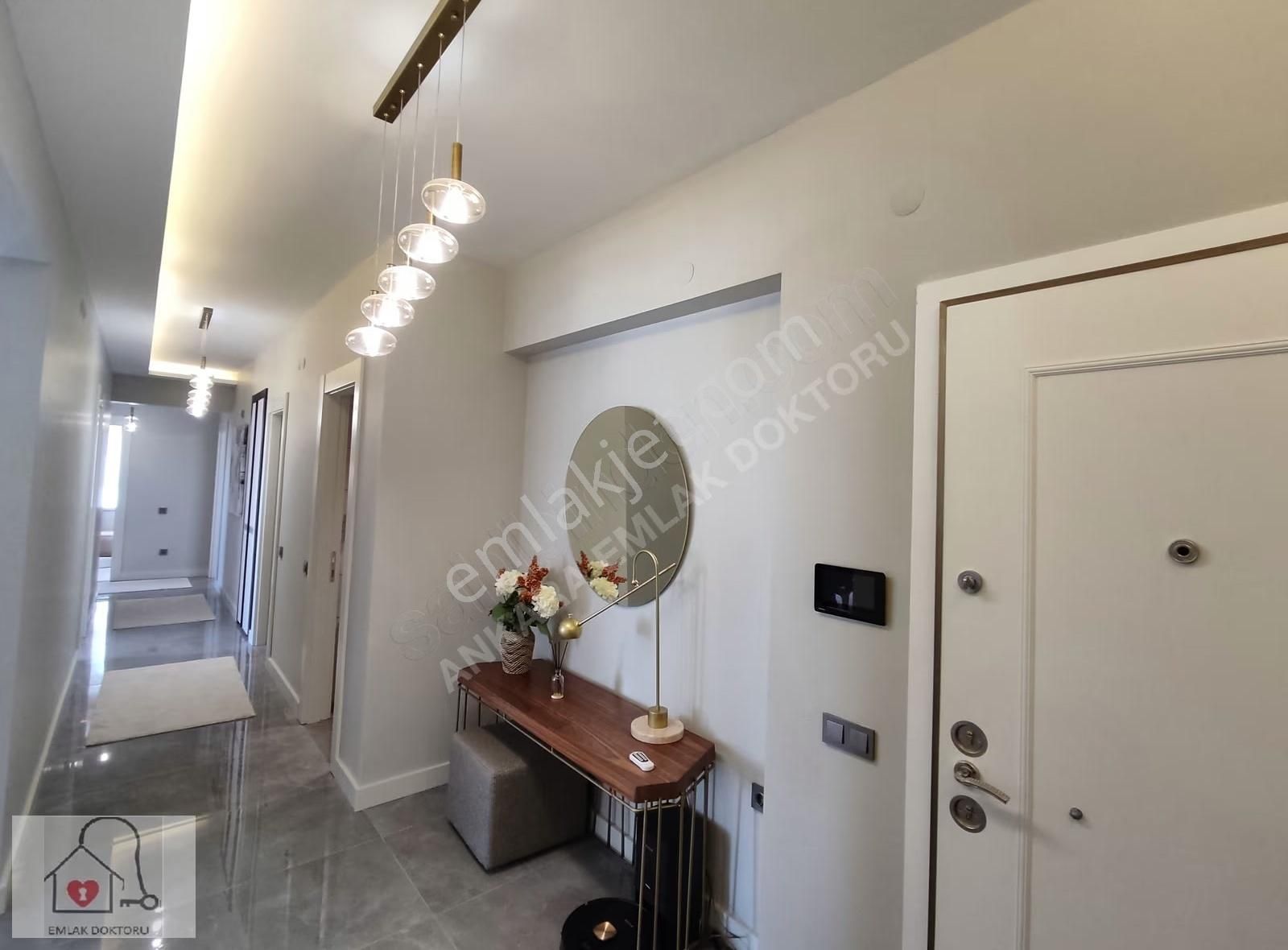 Ada Mutfaklı Kış Bahçeli Kiralık 4+1 Daire - Görsel 29