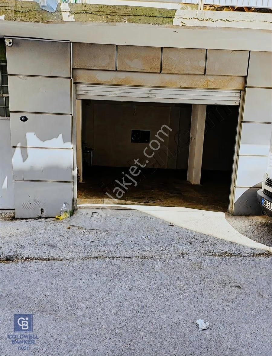 Buca Gediz Üç Katlı Müstakil Ev - Görsel 13