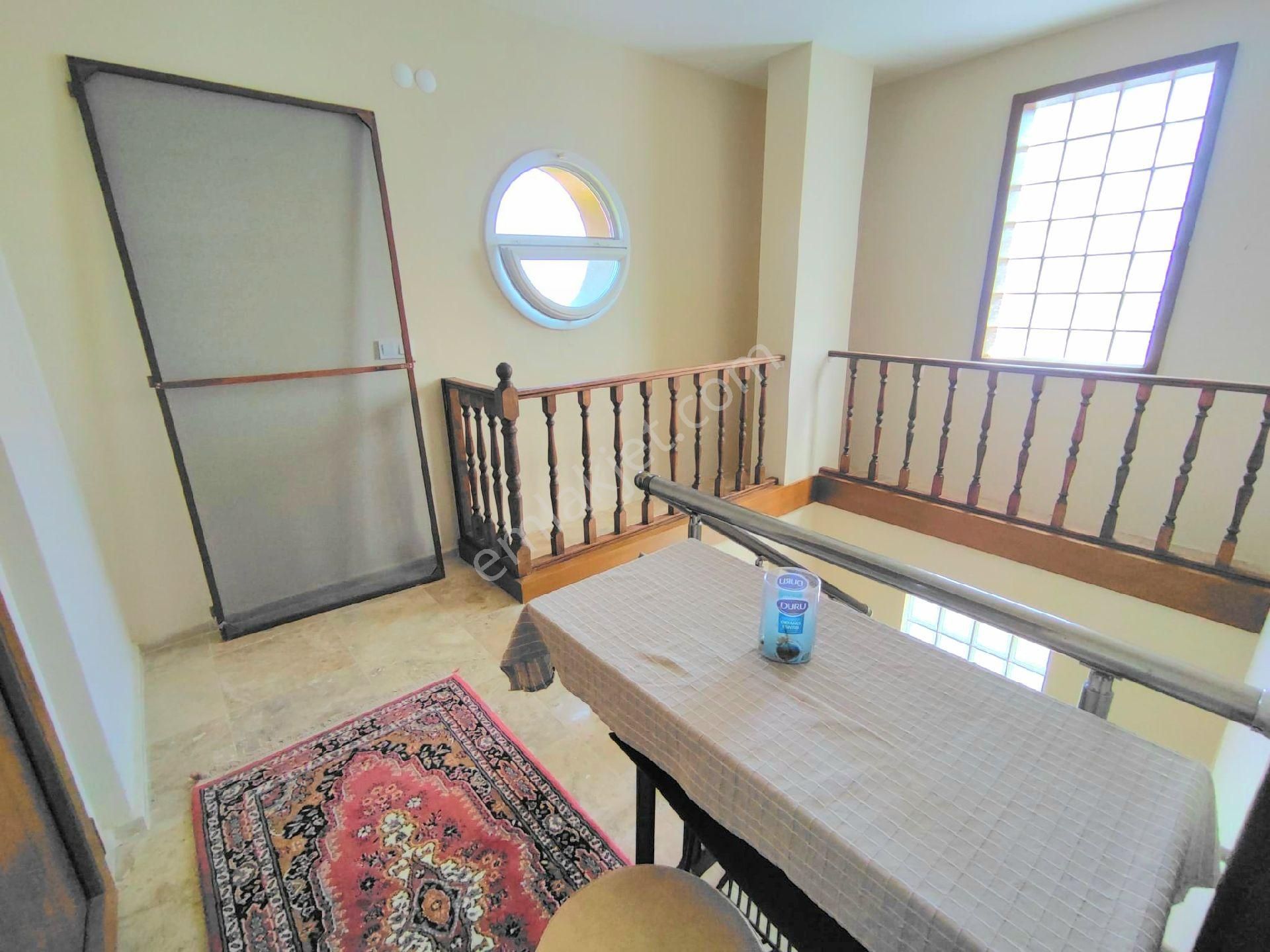 Güzelçamlı Yolun Altı Denize Yakın Köşe Geniş Bahçeli Villa - Görsel 30