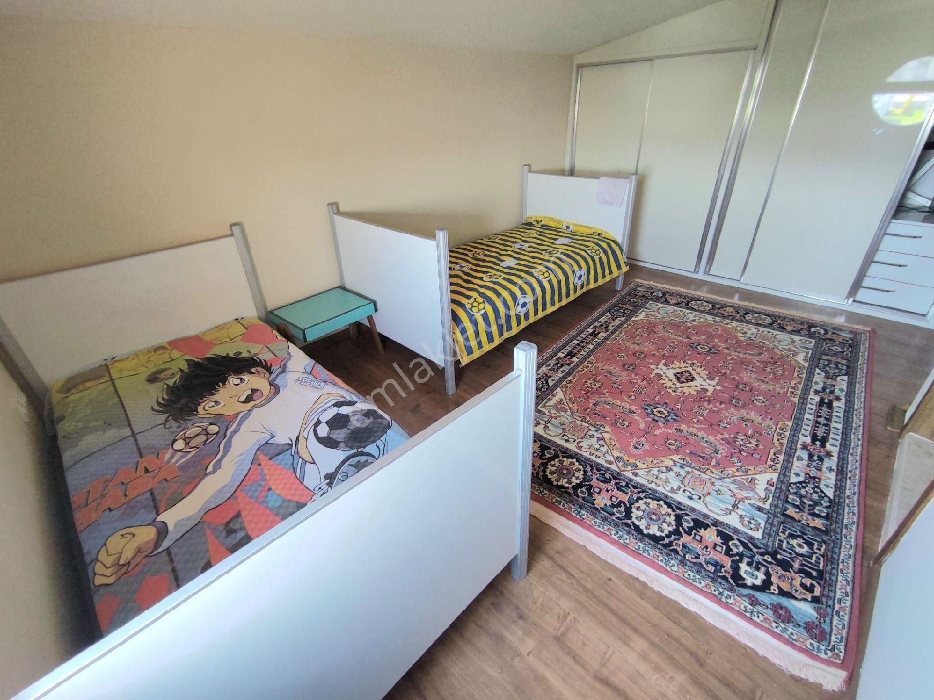 Güzelçamlı Yolun Altı Denize Yakın Köşe Geniş Bahçeli Villa - Görsel 26