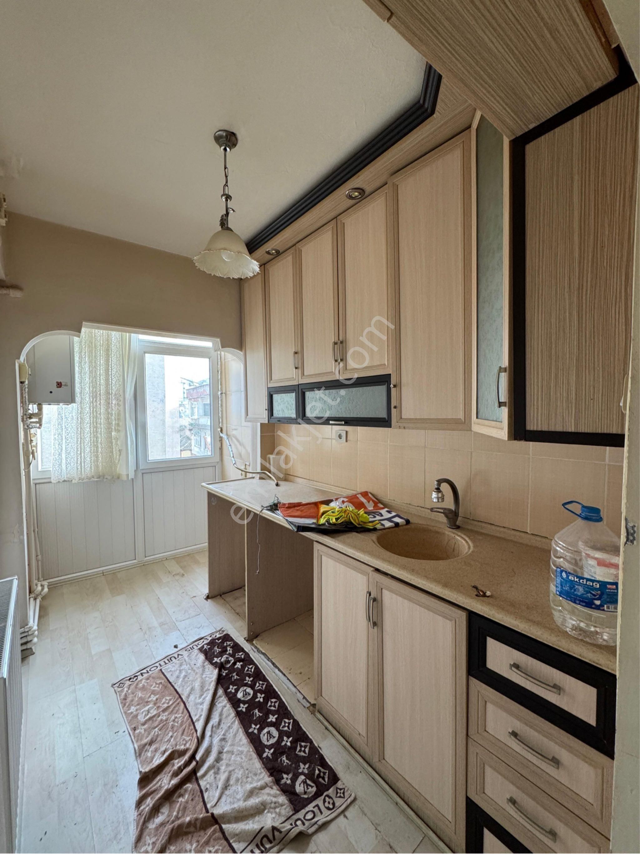 İlkadım İstasyon Mahallesi’nde Ulaşıma Yakın 2 + 1 Satılık Daire - Görsel 13