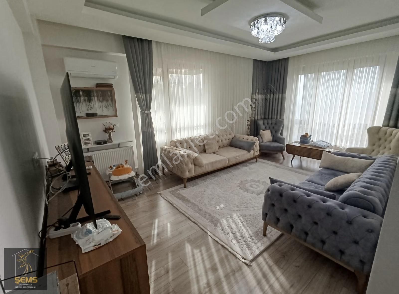 Eminevime Ve Krediye Uygun Site İçi Lüks Bakımlı Masrafsız Daire