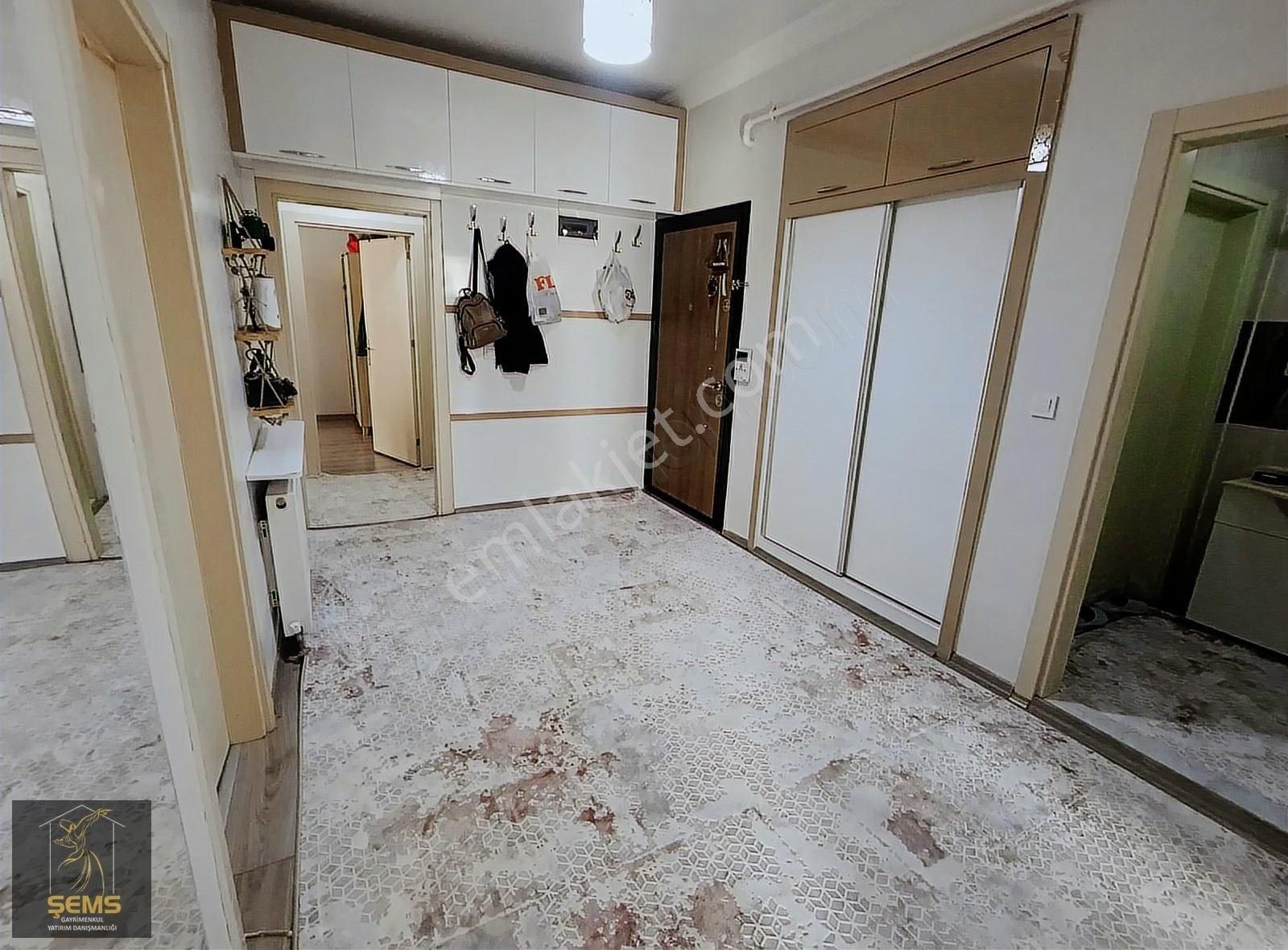 Eminevime Ve Krediye Uygun Site İçi Lüks Bakımlı Masrafsız Daire - Görsel 2