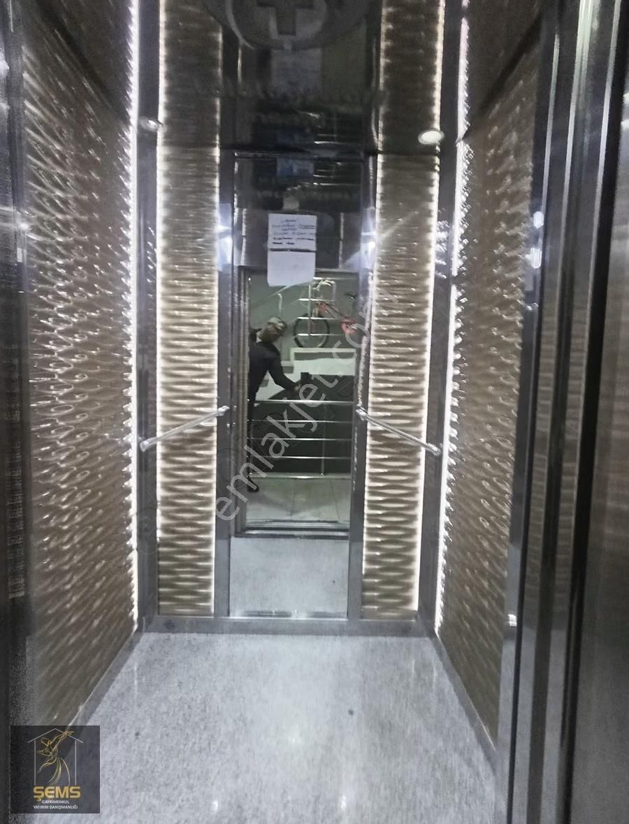 Eminevime Ve Krediye Uygun Site İçi Lüks Bakımlı Masrafsız Daire - Görsel 30