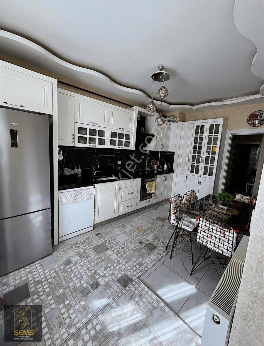Şems' Ten Çok Bakımlı Temiz 3+1 Satılık Daire - Görsel 4