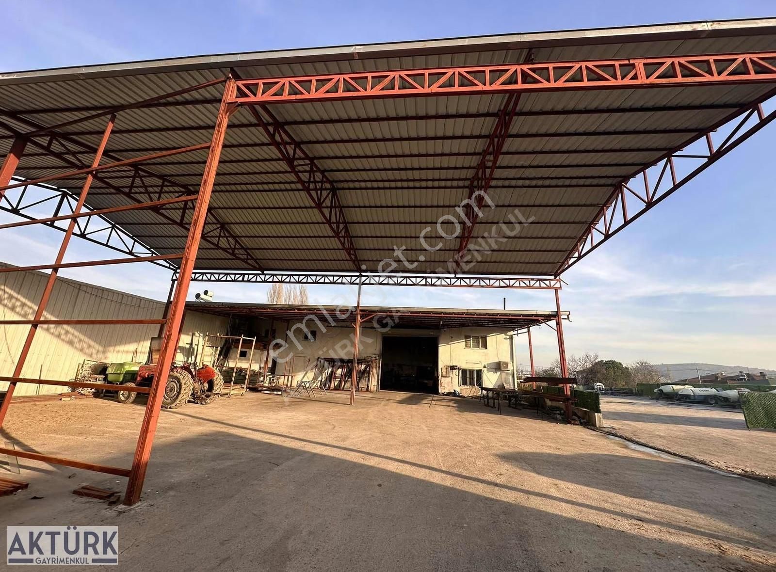 Aktürk Gayrimenkul'den Mudanya Çekricede 400m2 Depo İş Yeri - Görsel 6